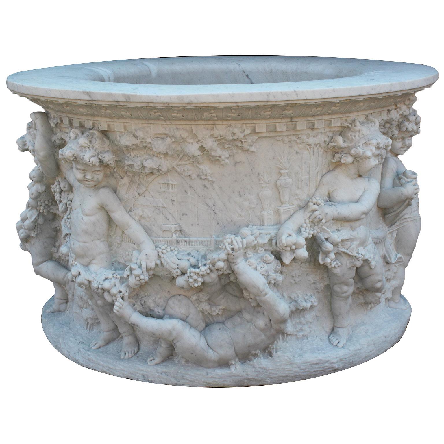 Early 20th Century Italian 19th-20th Century Whimsical White Marble Wishing Wellhead with Children For Sale