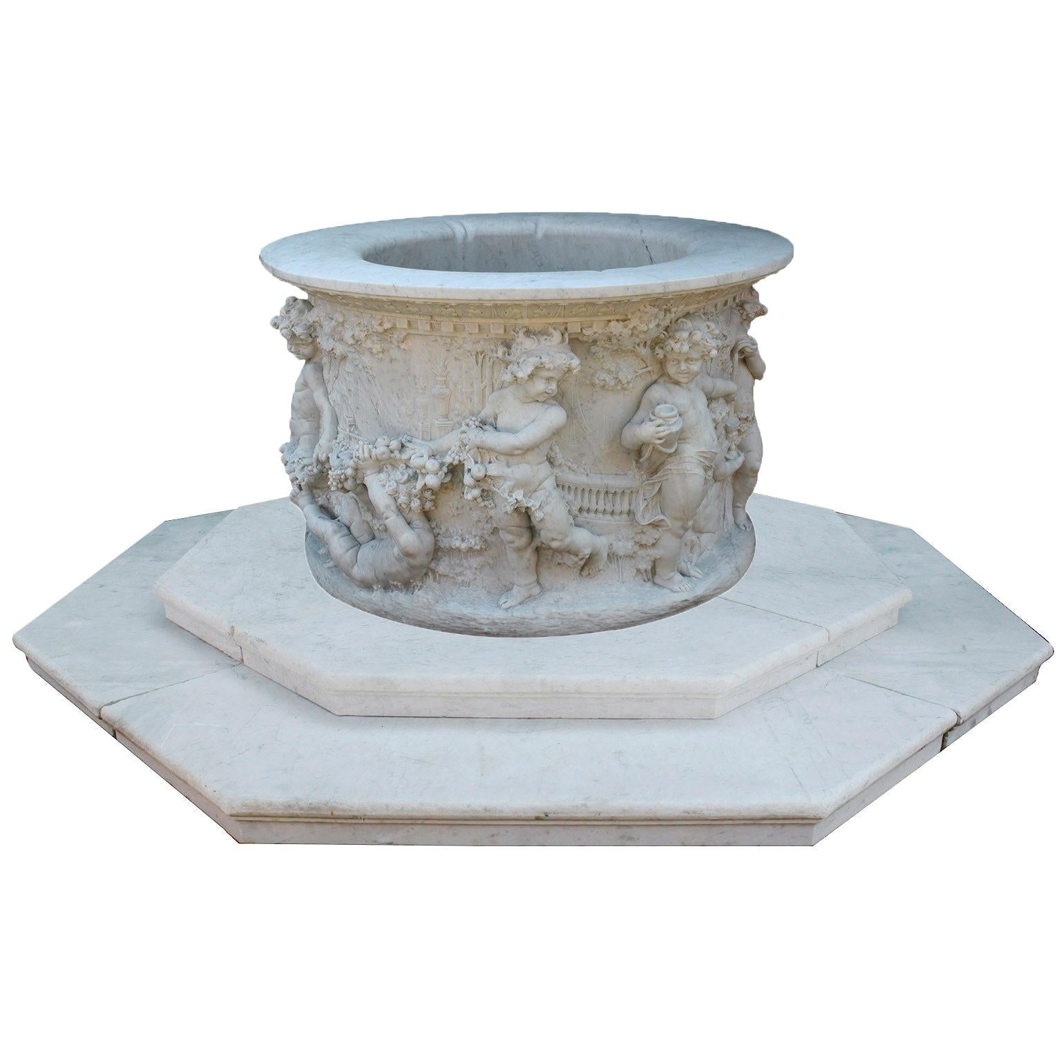 Italian 19th-20th Century Whimsical White Marble Wishing Wellhead with Children For Sale