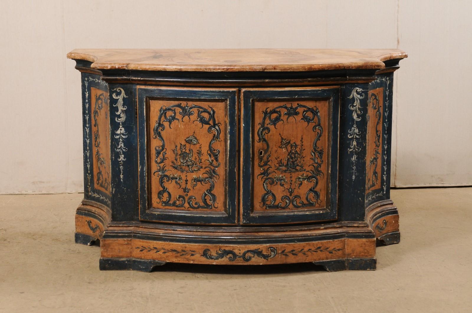 Italian Buffet Console with Curvy Shape and Ornate Rococo Painted Finish For Sale 4