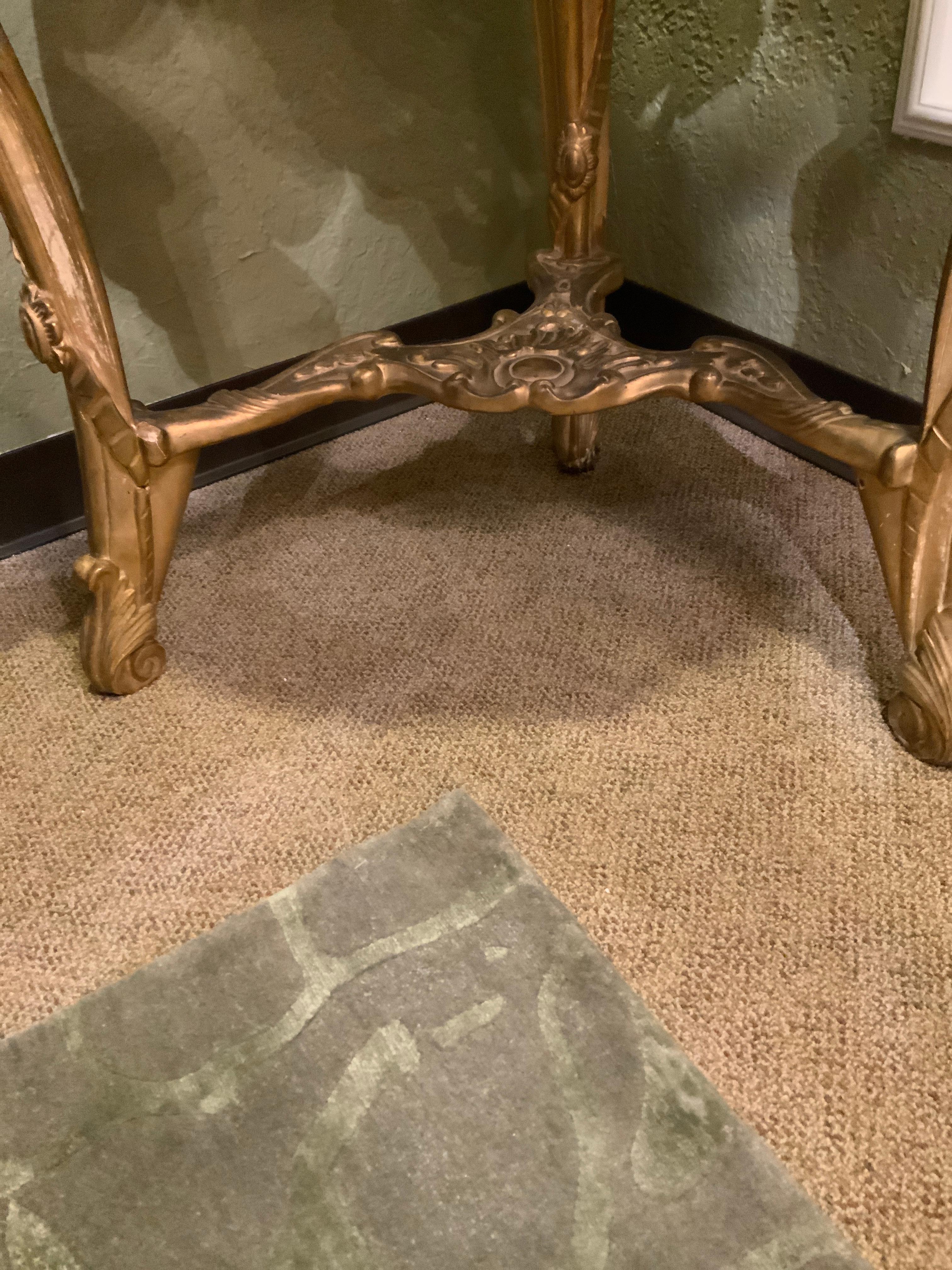Italian 19th c Giltwood Corner Pedestal In Good Condition For Sale In Houston, TX