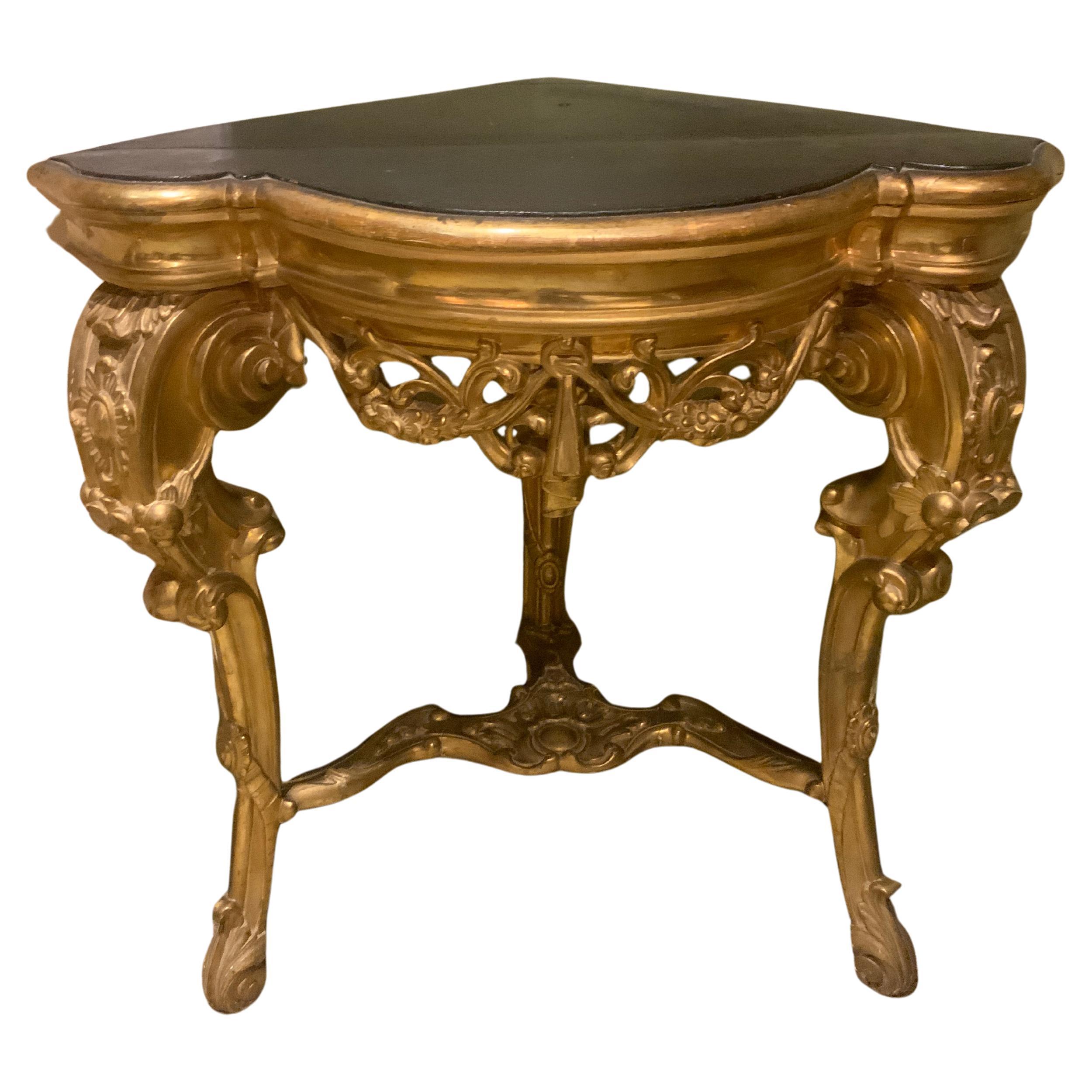 Italienische Ecksockel aus Giltwood, 19. Jahrhundert, Paar