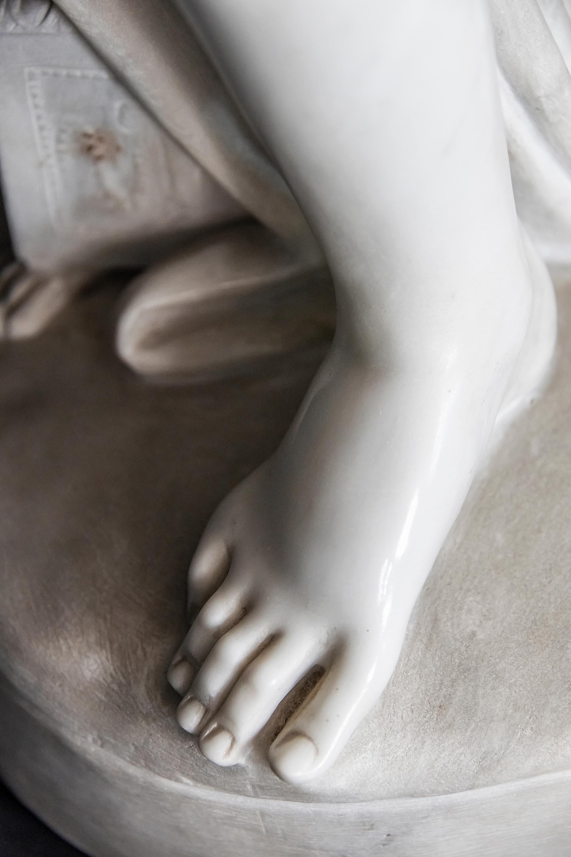 Italian 19th Century After Antonio Canova Venus Italica Carrara Marble Sculpture 4