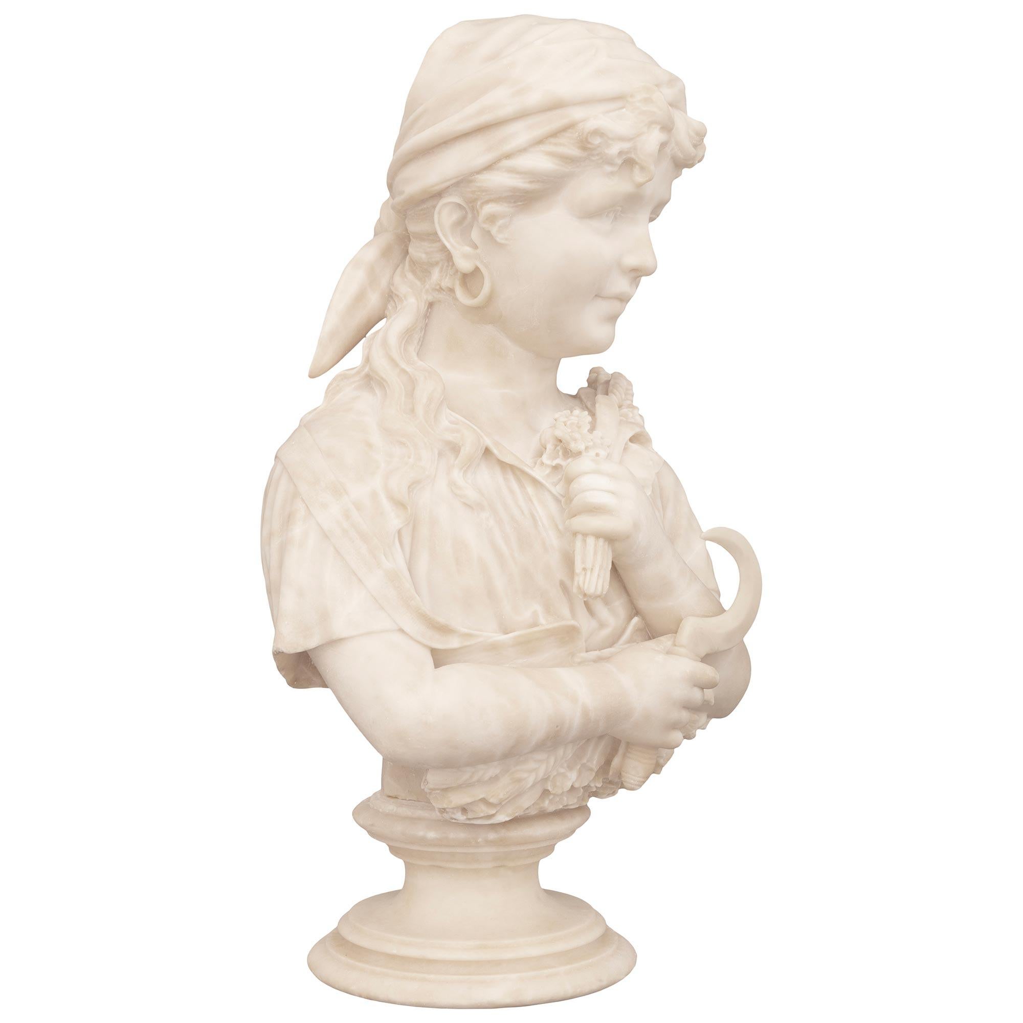 Italiano Busto in alabastro del XIX secolo e piedistallo coordinato in vendita