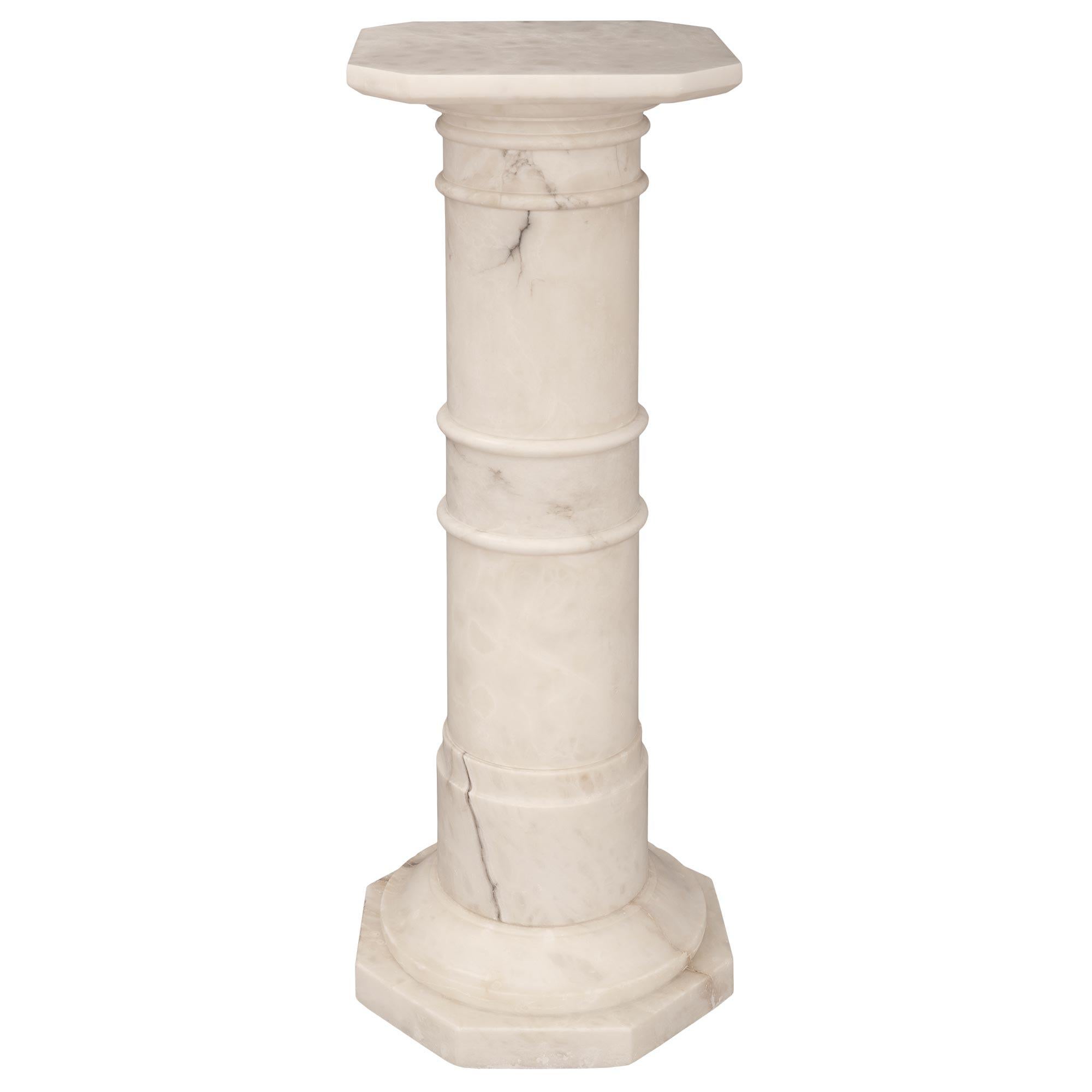 Italian 19th Century Alabaster Pedestal Column For Sale 3