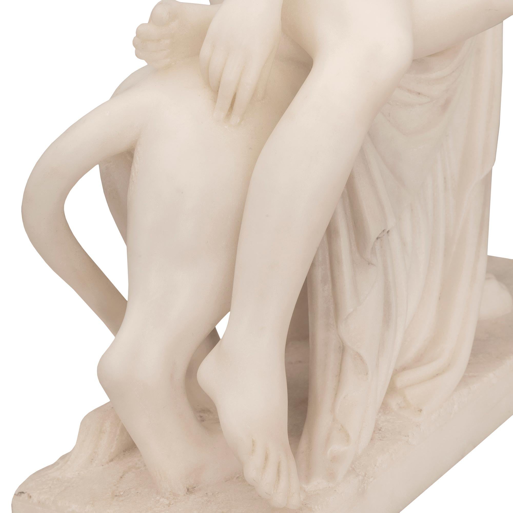 Italian 19th Century Alabaster Statue of the Greek Goddess Ariadne For Sale 3