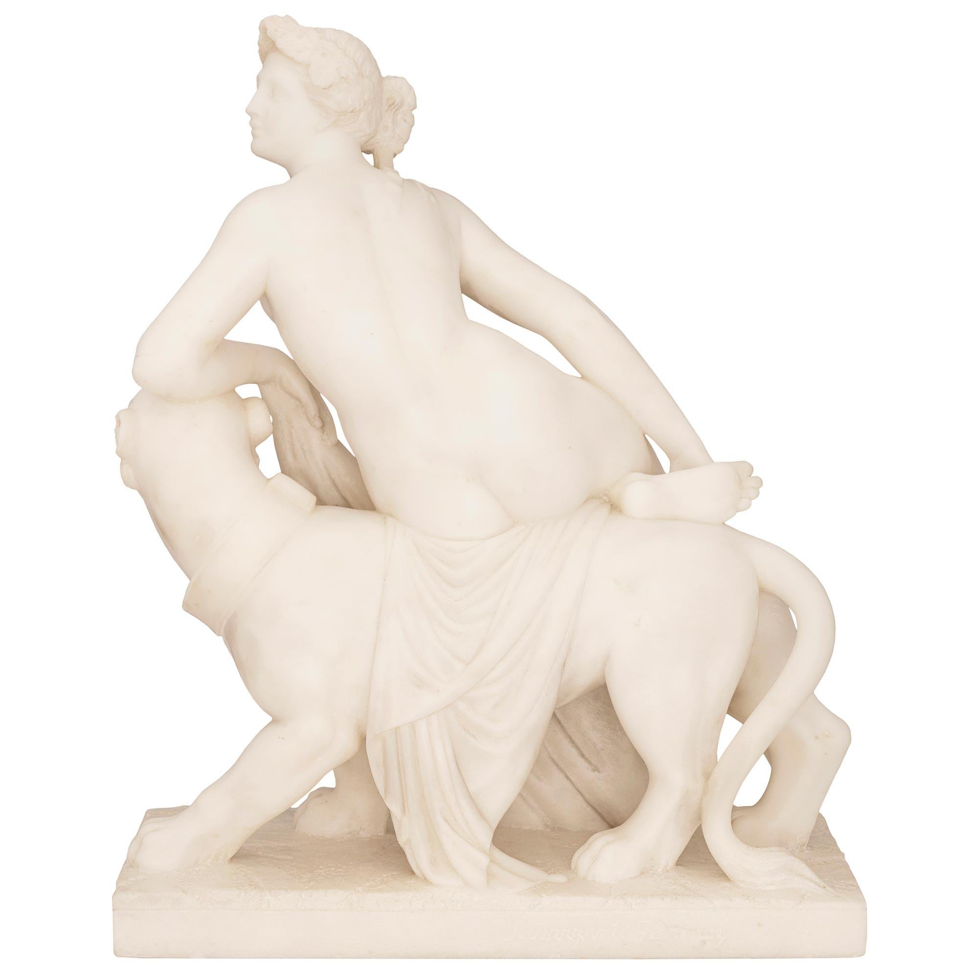 Statue italienne en albâtre du 19ème siècle de la déesse grecque Ariane en vente 3