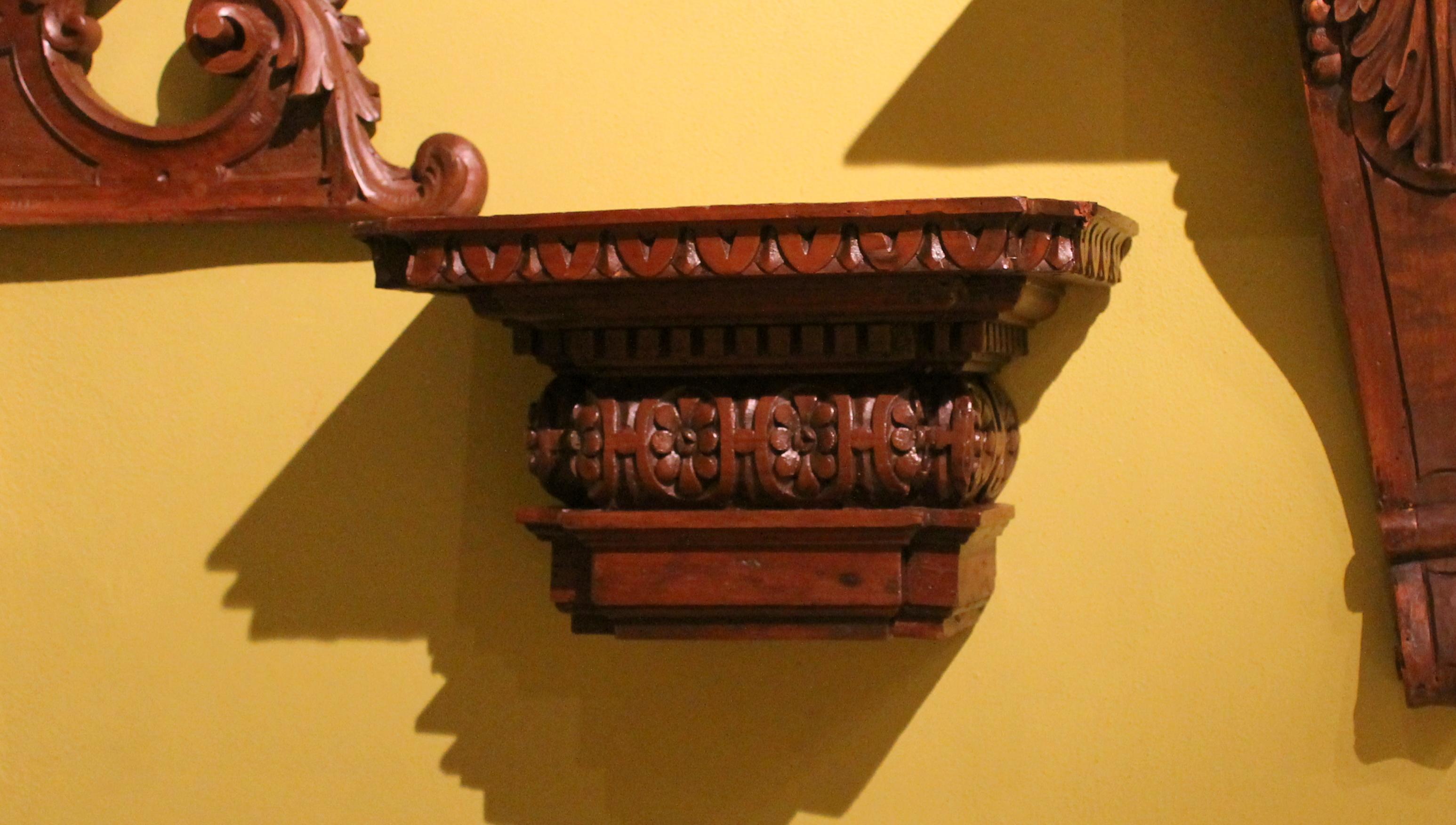 Hand-Carved Italian 19th Century Architectural Hand Carved Walnut Wood Wall Bracket or Shelf