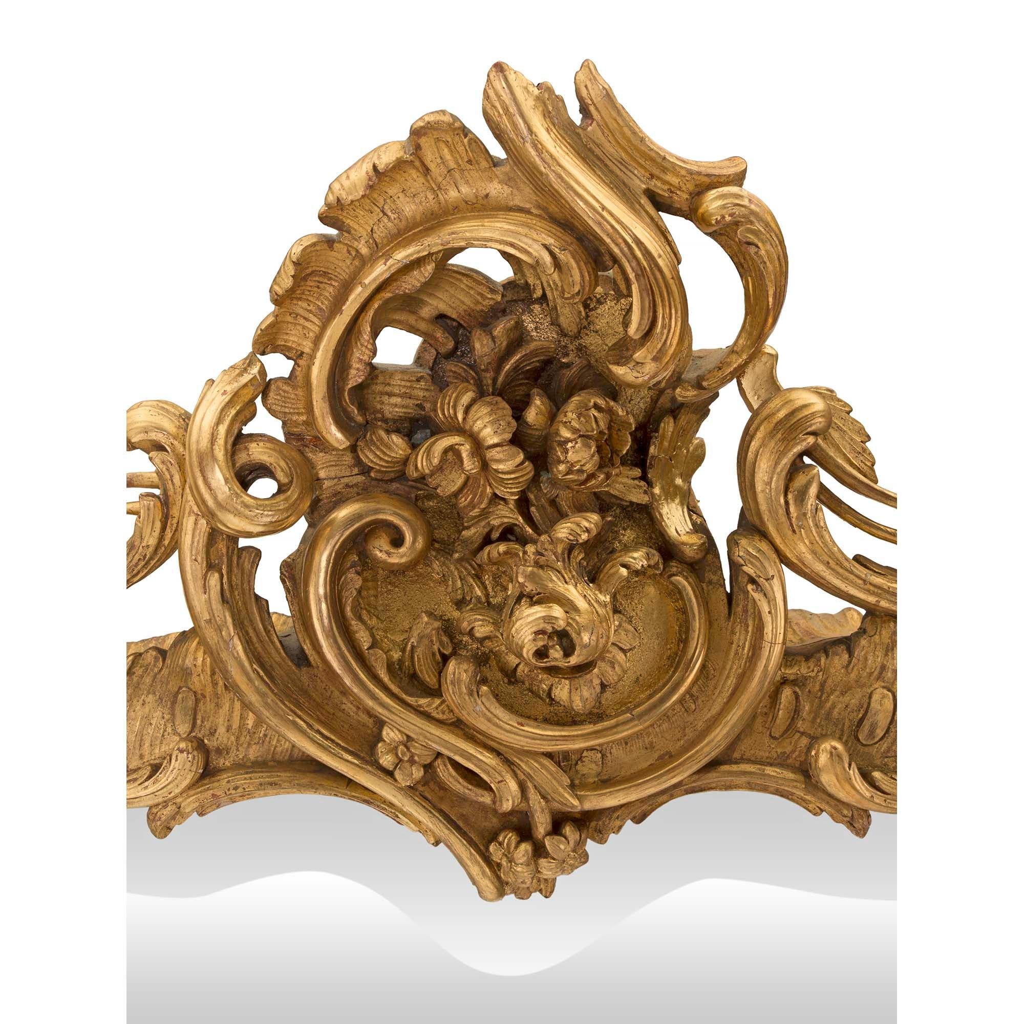 Italian 19th Century Baroque Period Rectangular Giltwood Mirror For Sale 3