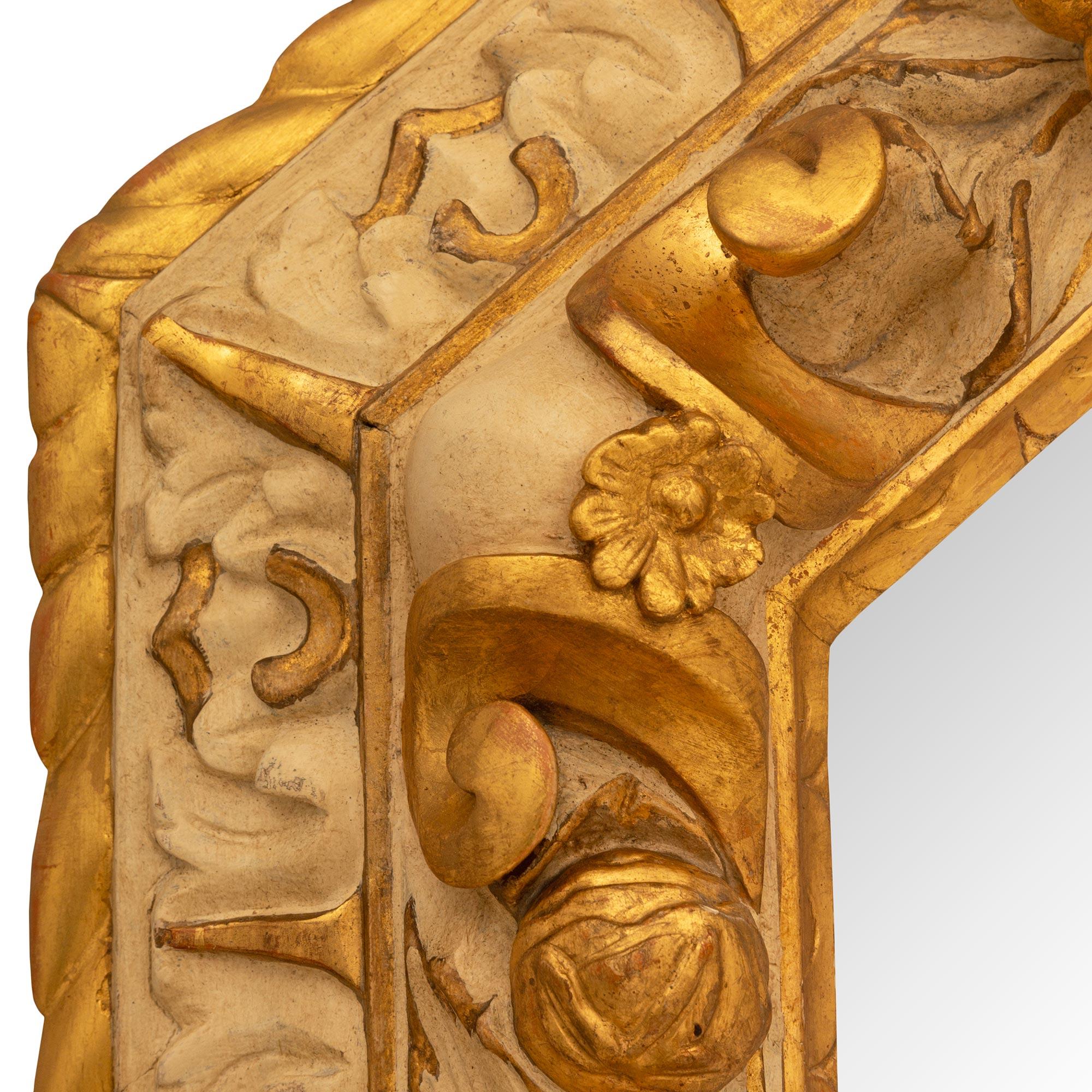Italienisch 19. Jahrhundert Barock st. Giltwood und patiniertem Holz Spiegel im Angebot 1