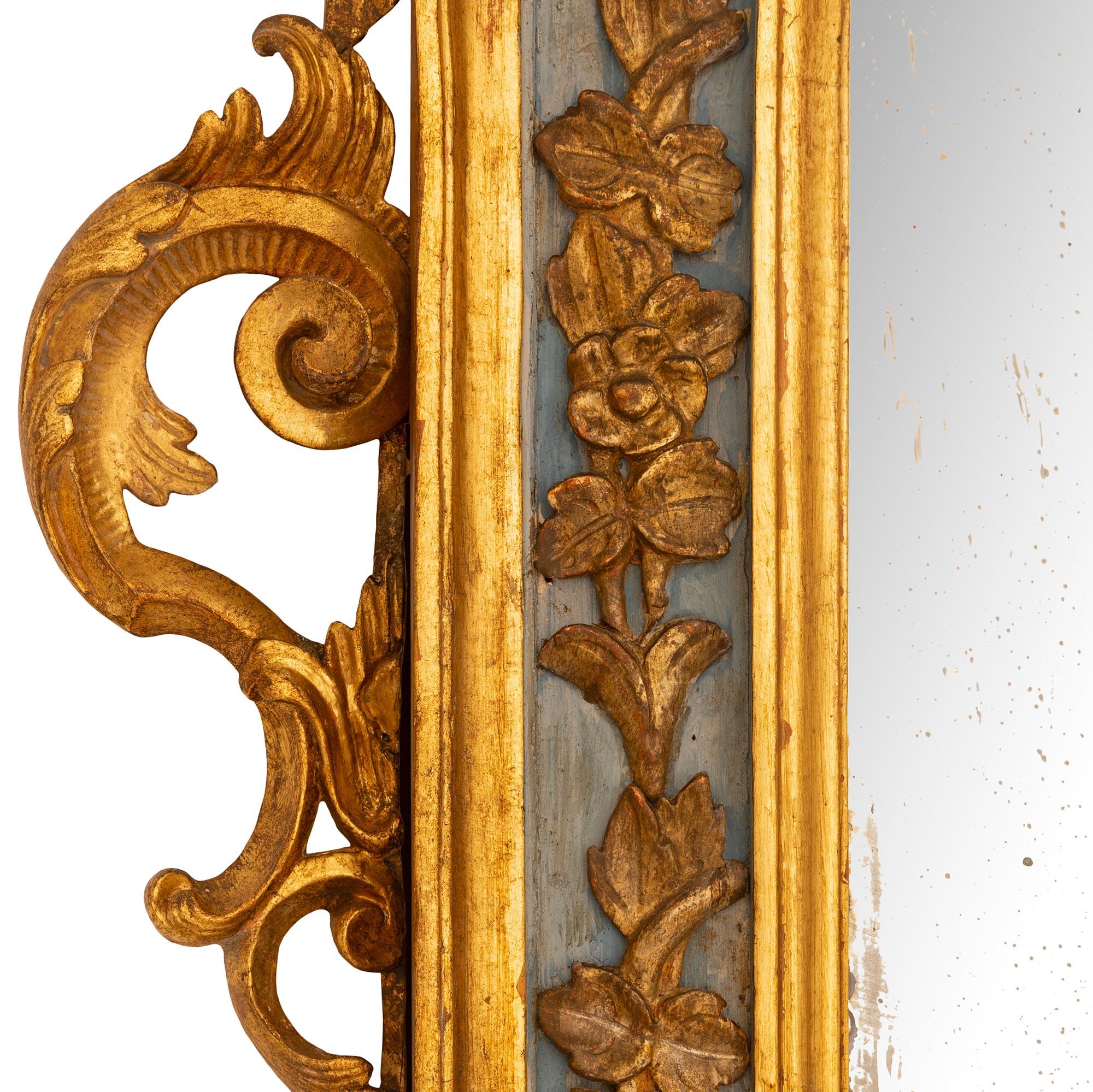 Miroir baroque italien du XIXe siècle en bois doré et bois patiné Bon état - En vente à West Palm Beach, FL