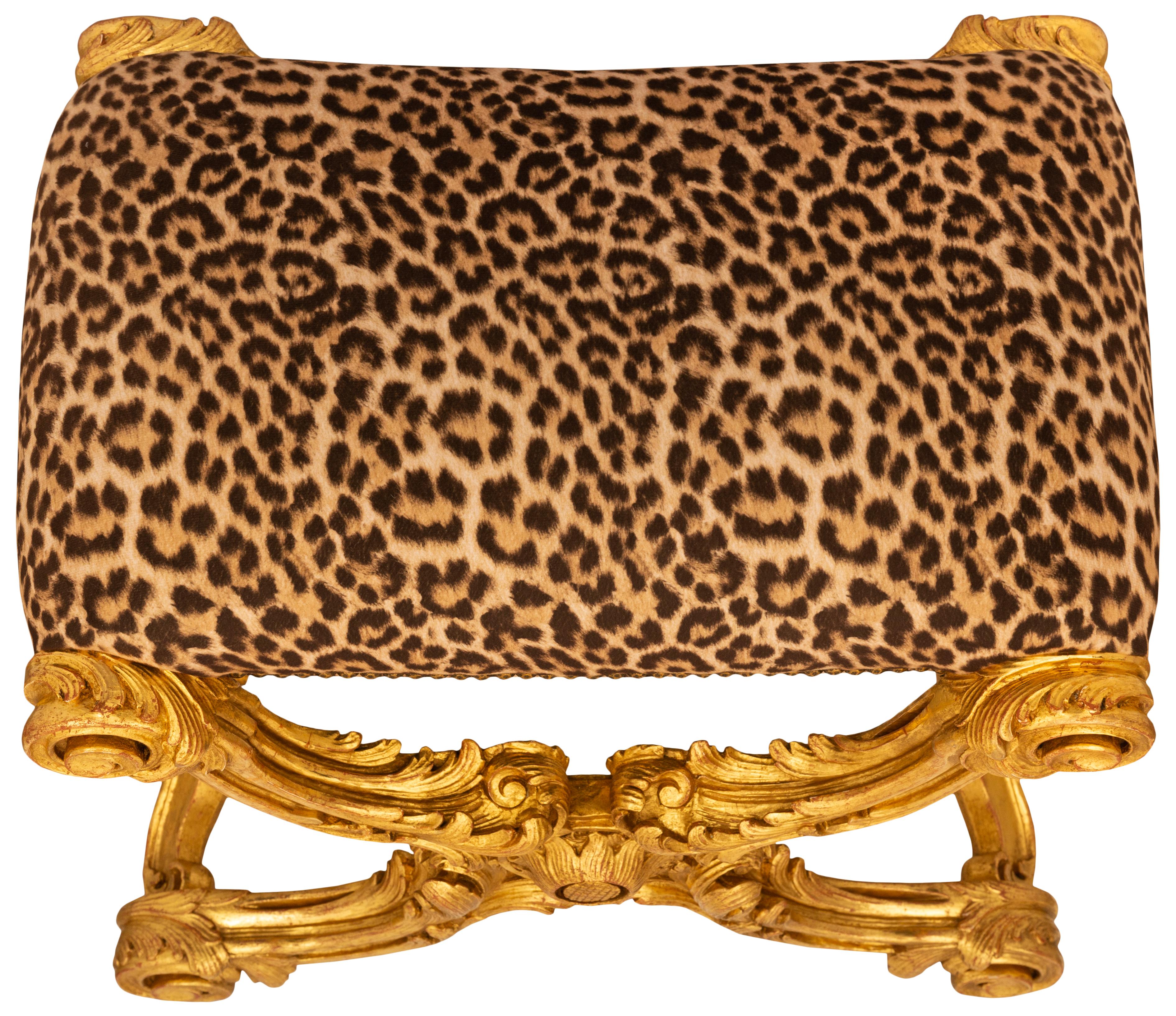 Banc/tabouret en bois doré baroque italien du 19e siècle en vente 3
