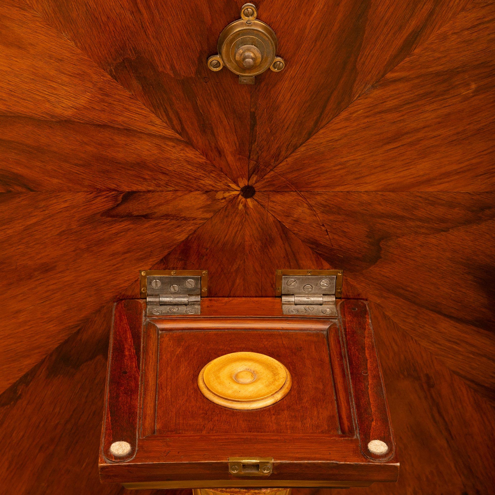 Italian 19th century Baroque st. Mahogany, Fruitwood and tilt top center table For Sale 6