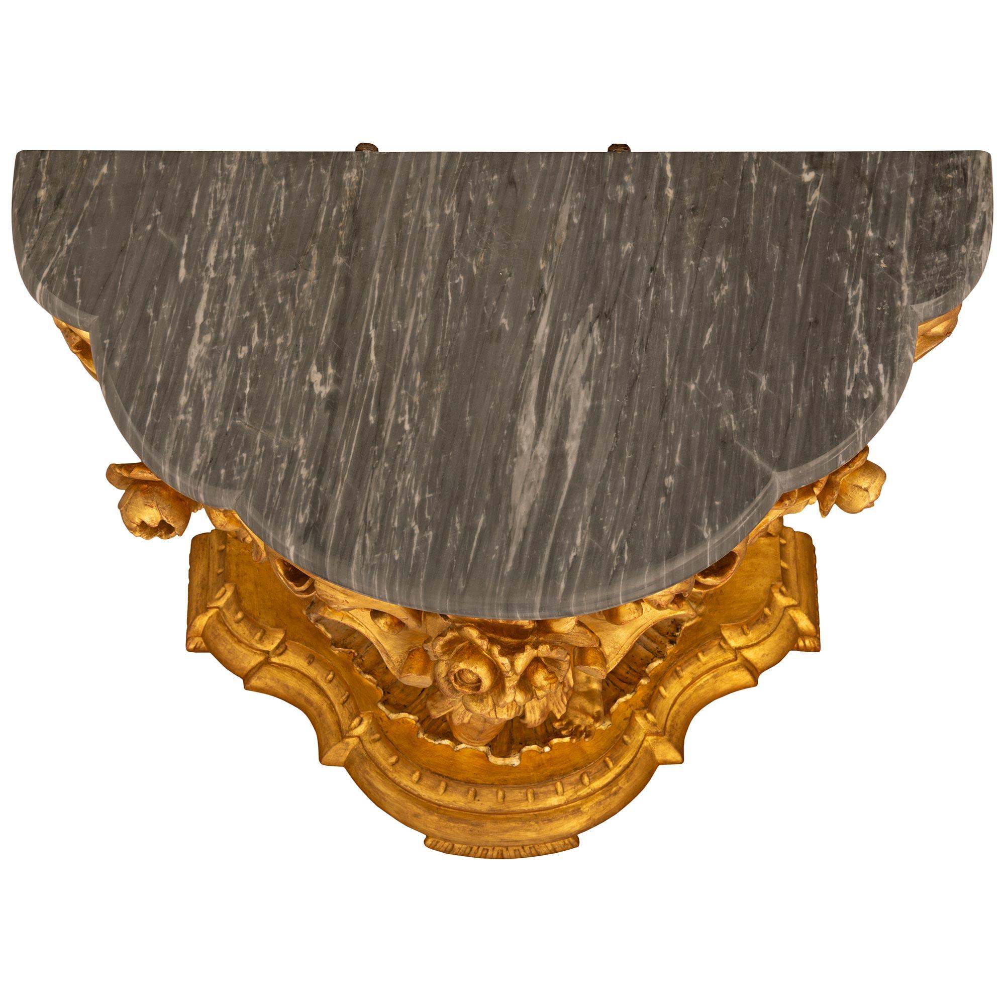 Consola italiana barroca del s. XIX de meca, madera dorada y mármol en venta 4