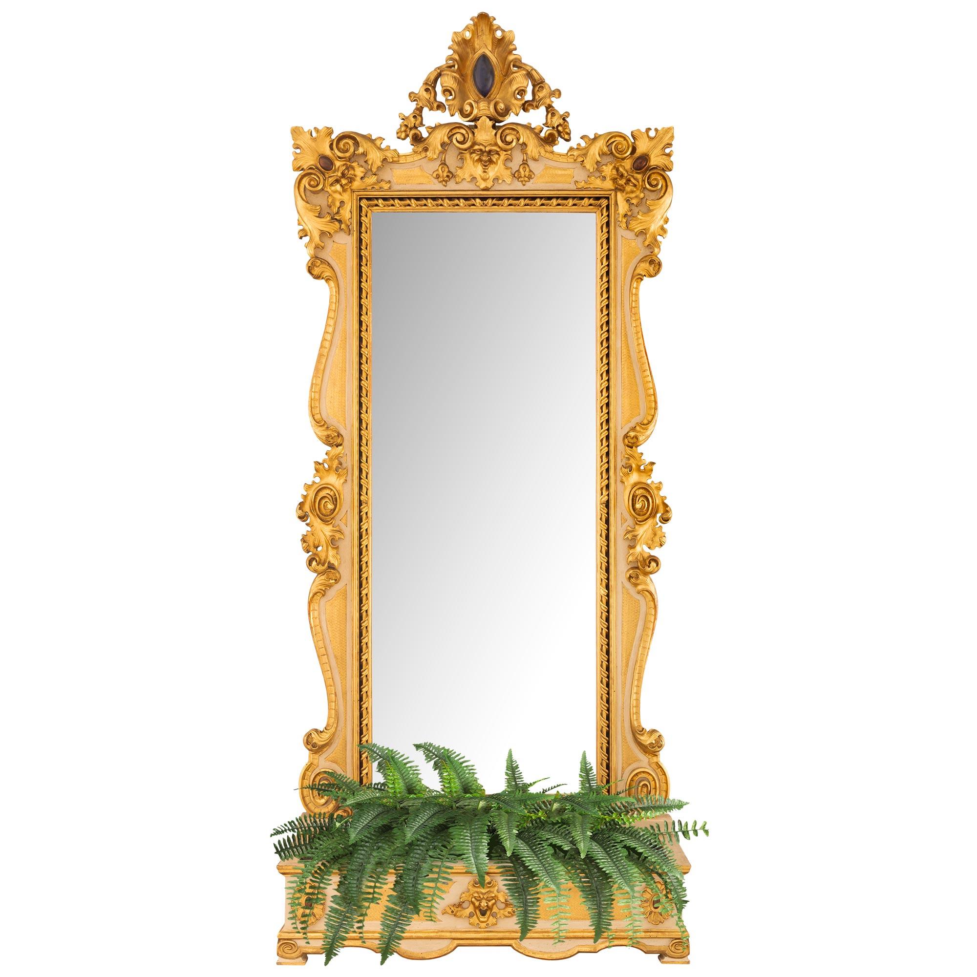 Italian 19th Century Baroque St. Patinated Wood And Giltwood Mirror And Planter For Sale 8