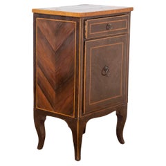 Comodino italiano del XIX secolo con decori intarsiati, cassetto singolo e anta
