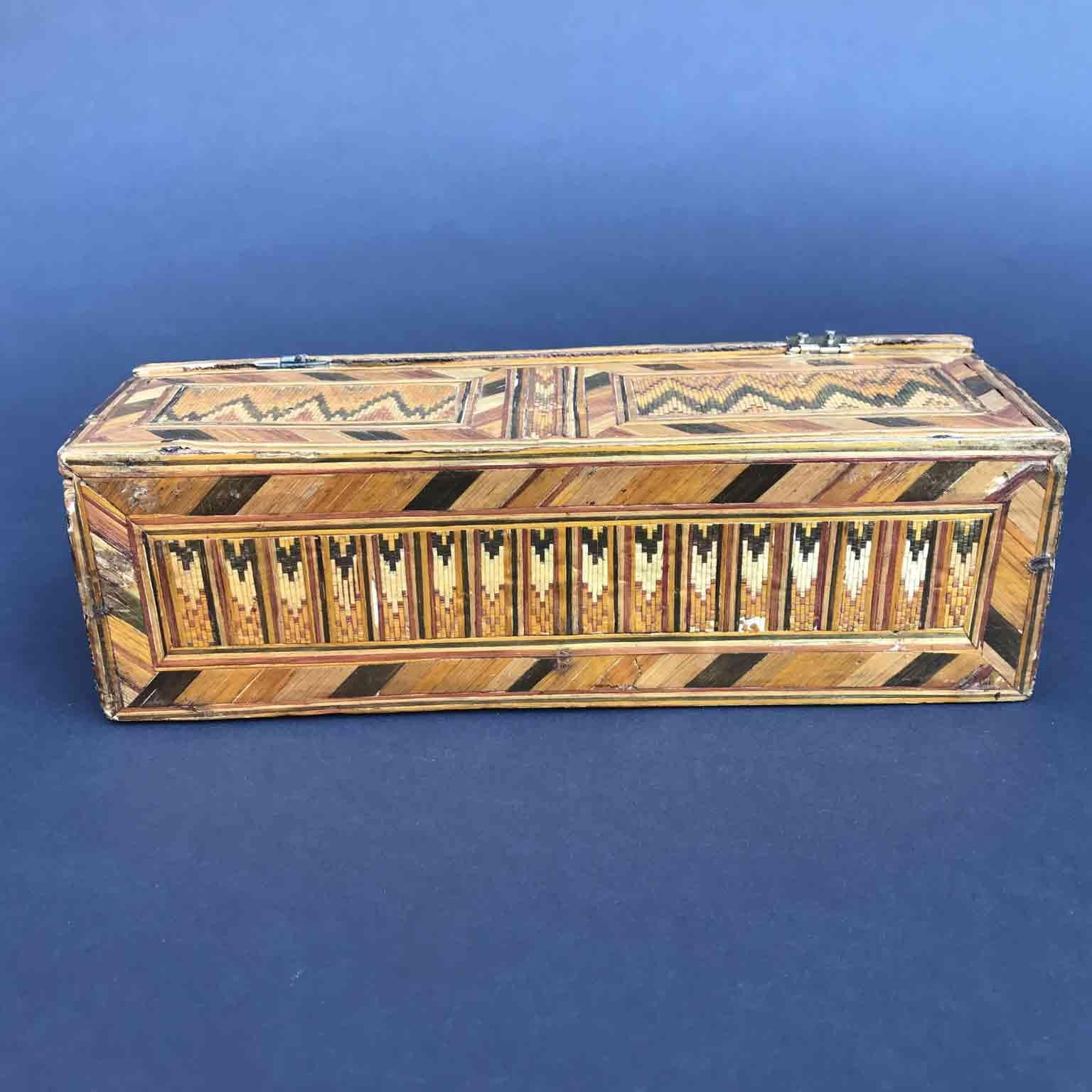 Brass Italian 19th Century Braided Straw Box from a Monastery in Umbria Region For Sale