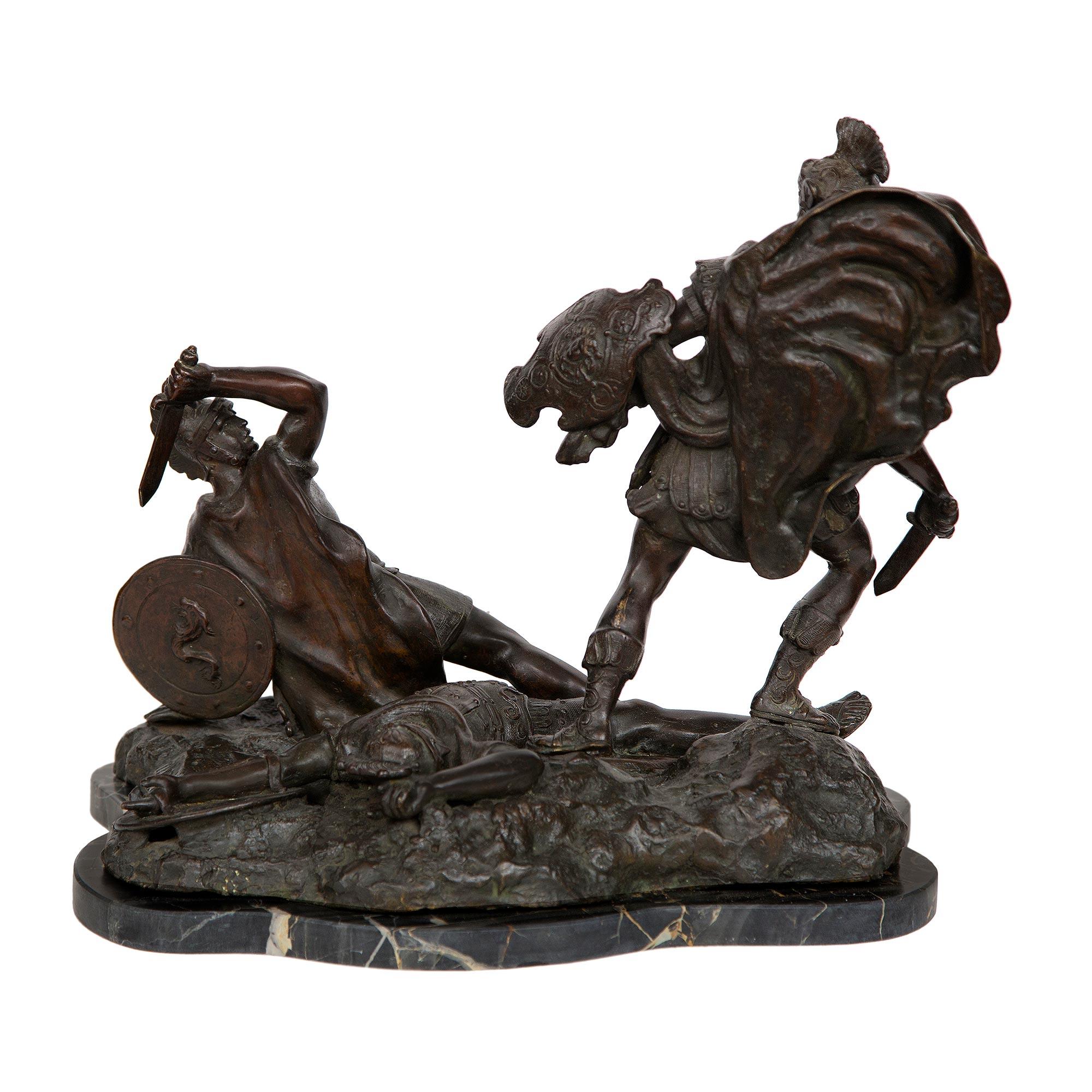 Italian 19th century Bronze and Marble statue of Aeneas, Lausus and Mezentius in vendita 3