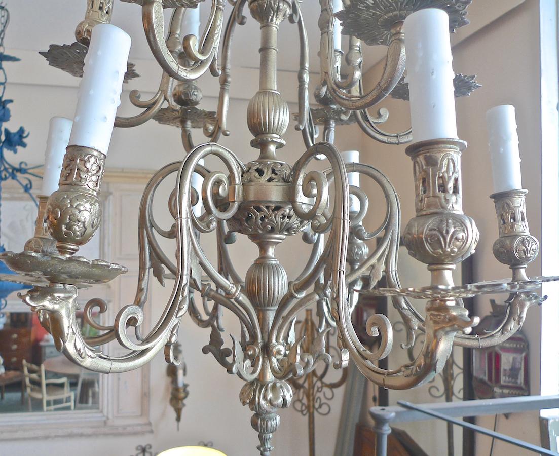 Italian 19th Century Bronze Chandelier with Two Tiers and Twelve-Light In Distressed Condition In Santa Monica, CA