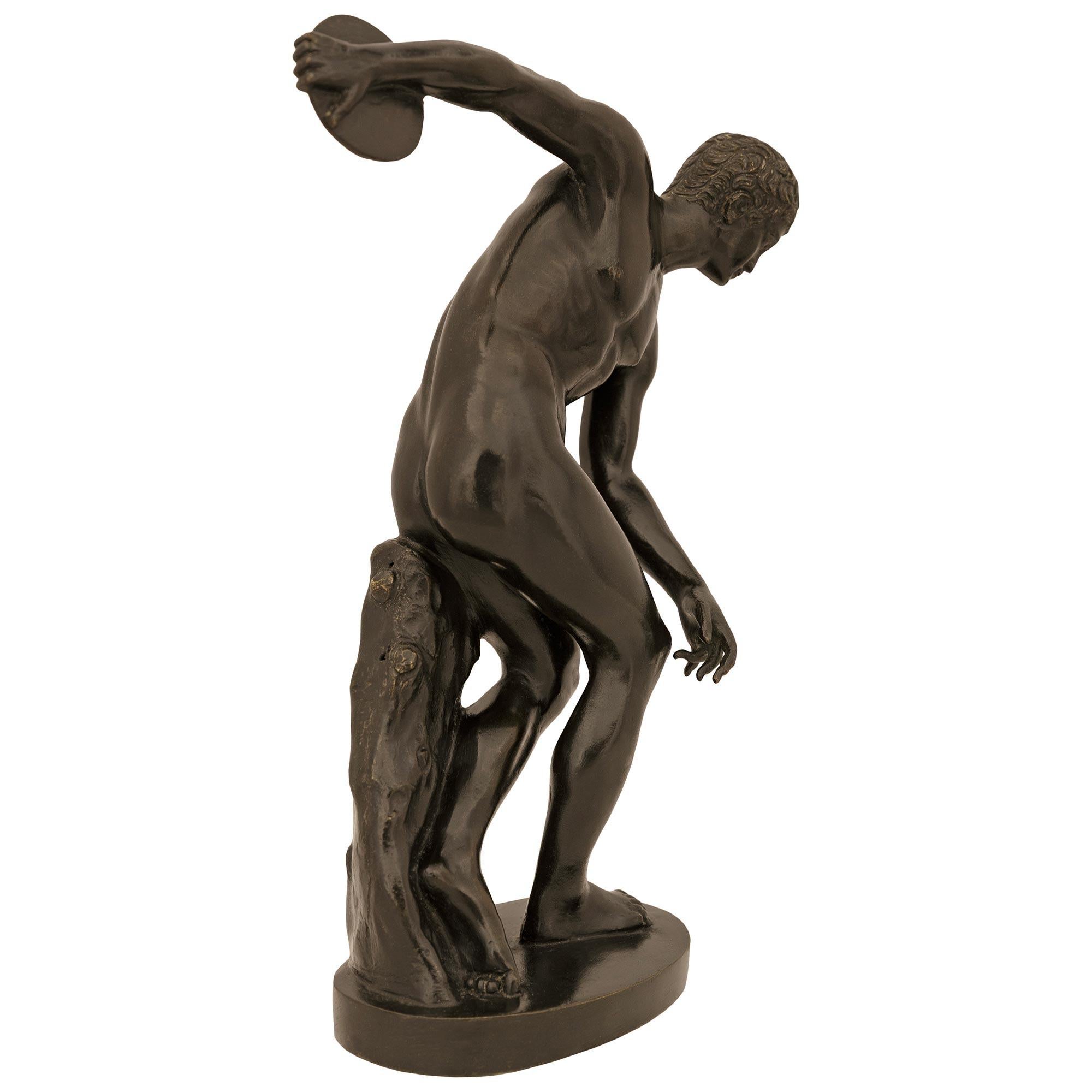 Grand Tour Italian 19th century Bronze statue of The Discus Thrower For Sale