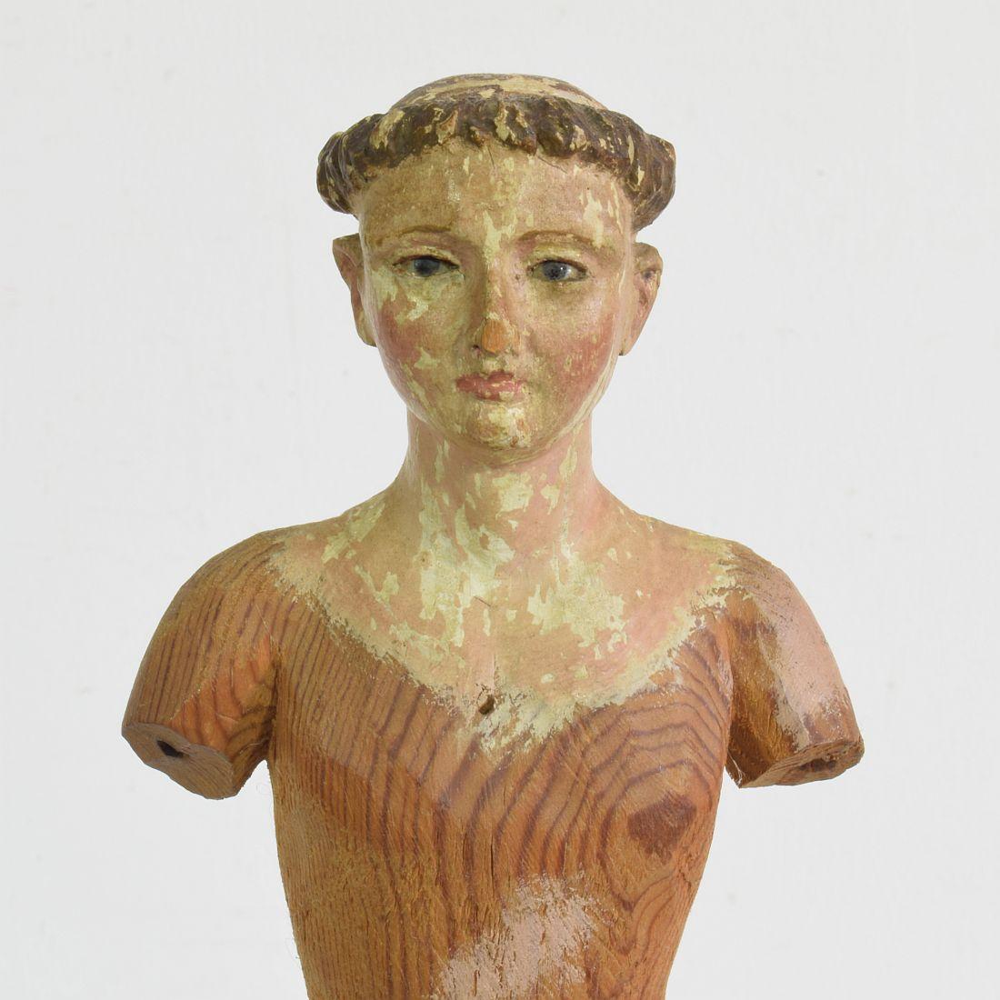 Figure de saint italienne en bois sculpté du 19ème siècle en vente 5