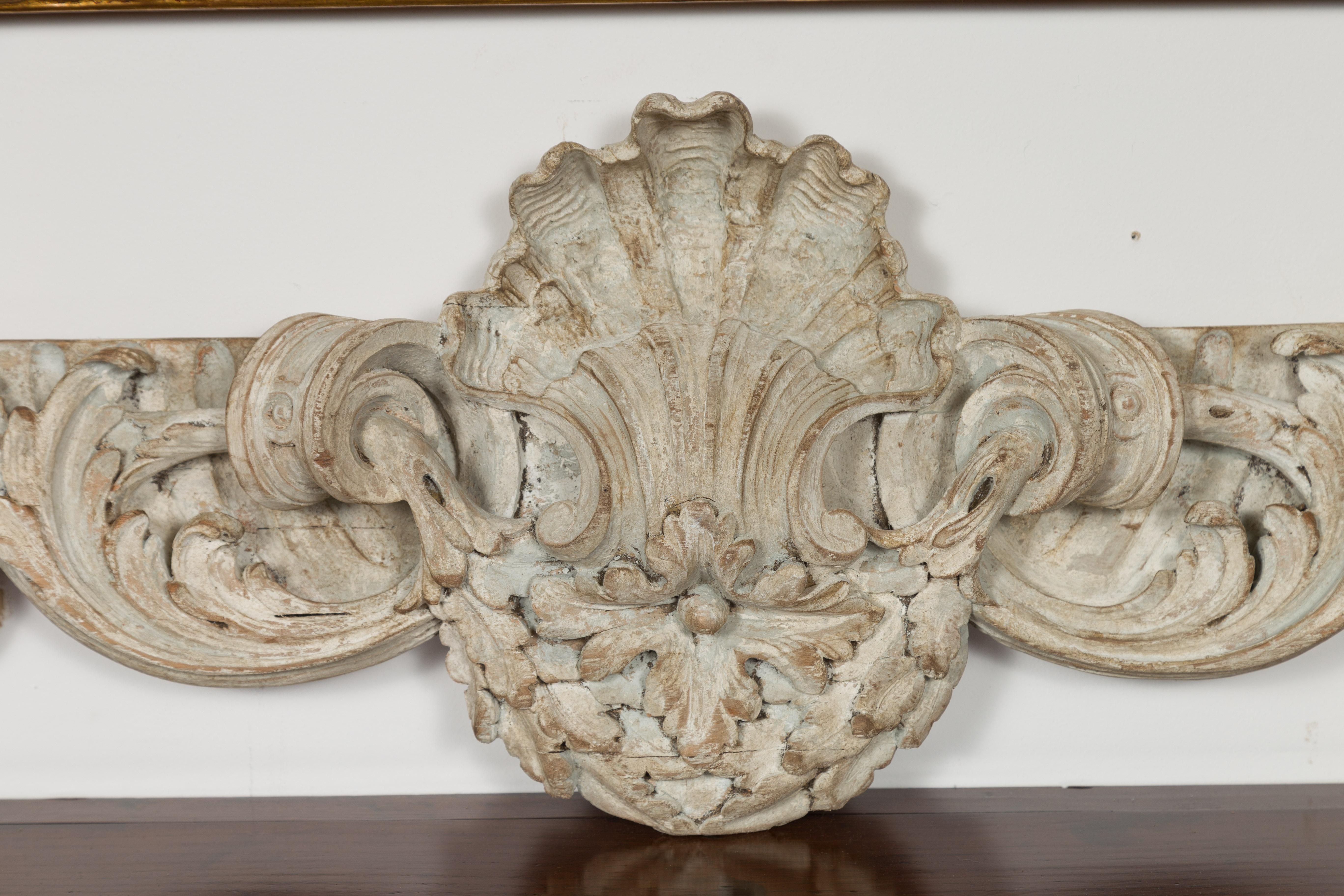 Italian 19th Century Carved Wooden Swag Fragment with Shell and Foliage Motifs 2