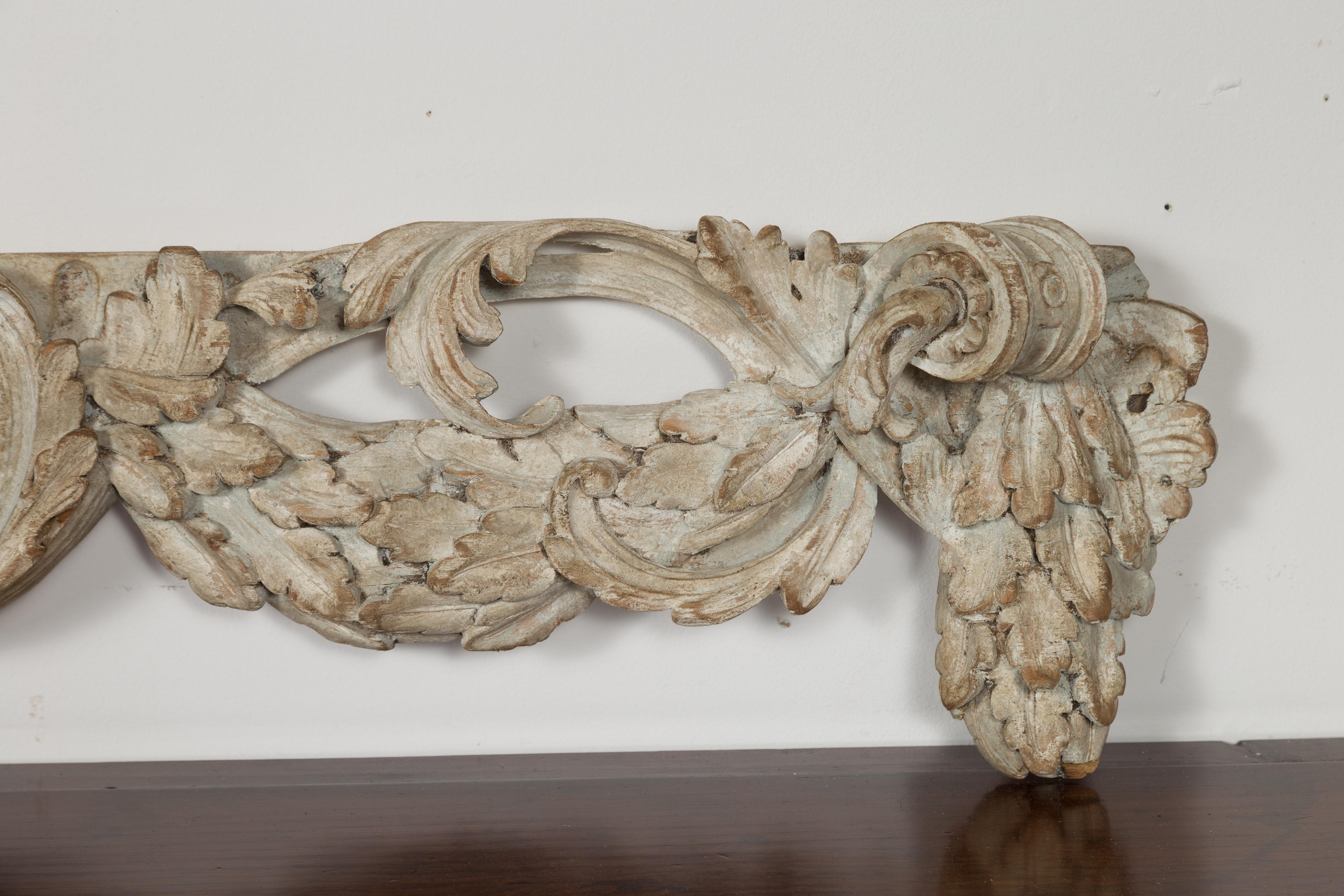 Italian 19th Century Carved Wooden Swag Fragment with Shell and Foliage Motifs 4