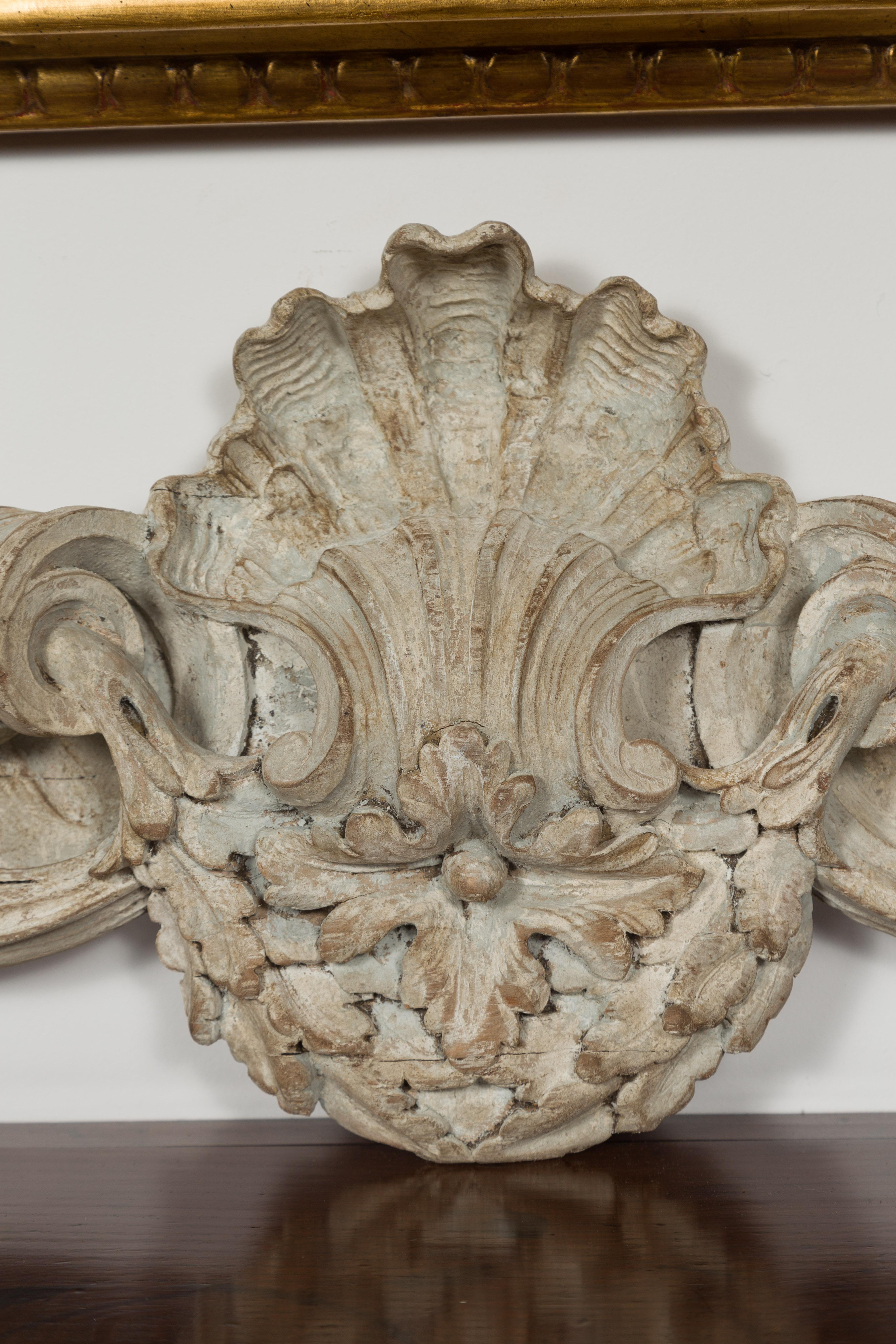 Italian 19th Century Carved Wooden Swag Fragment with Shell and Foliage Motifs 6