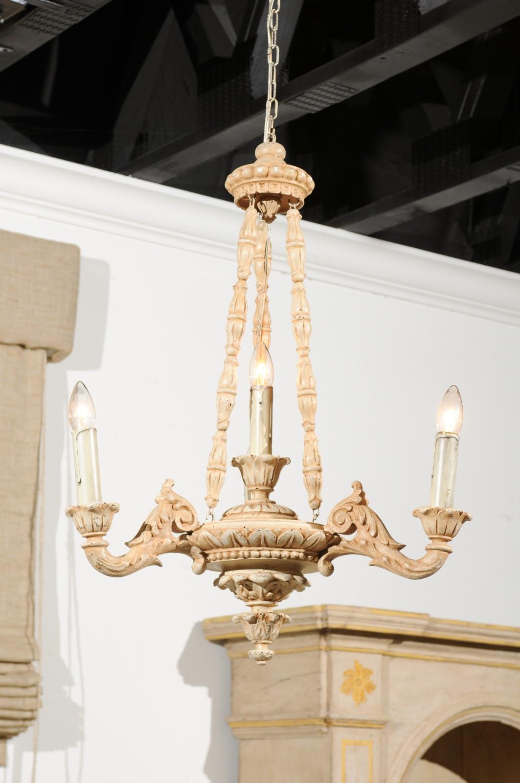 Italian 19th Century Carved Wooden Three-Light Chandelier with Scrolling Arms 5