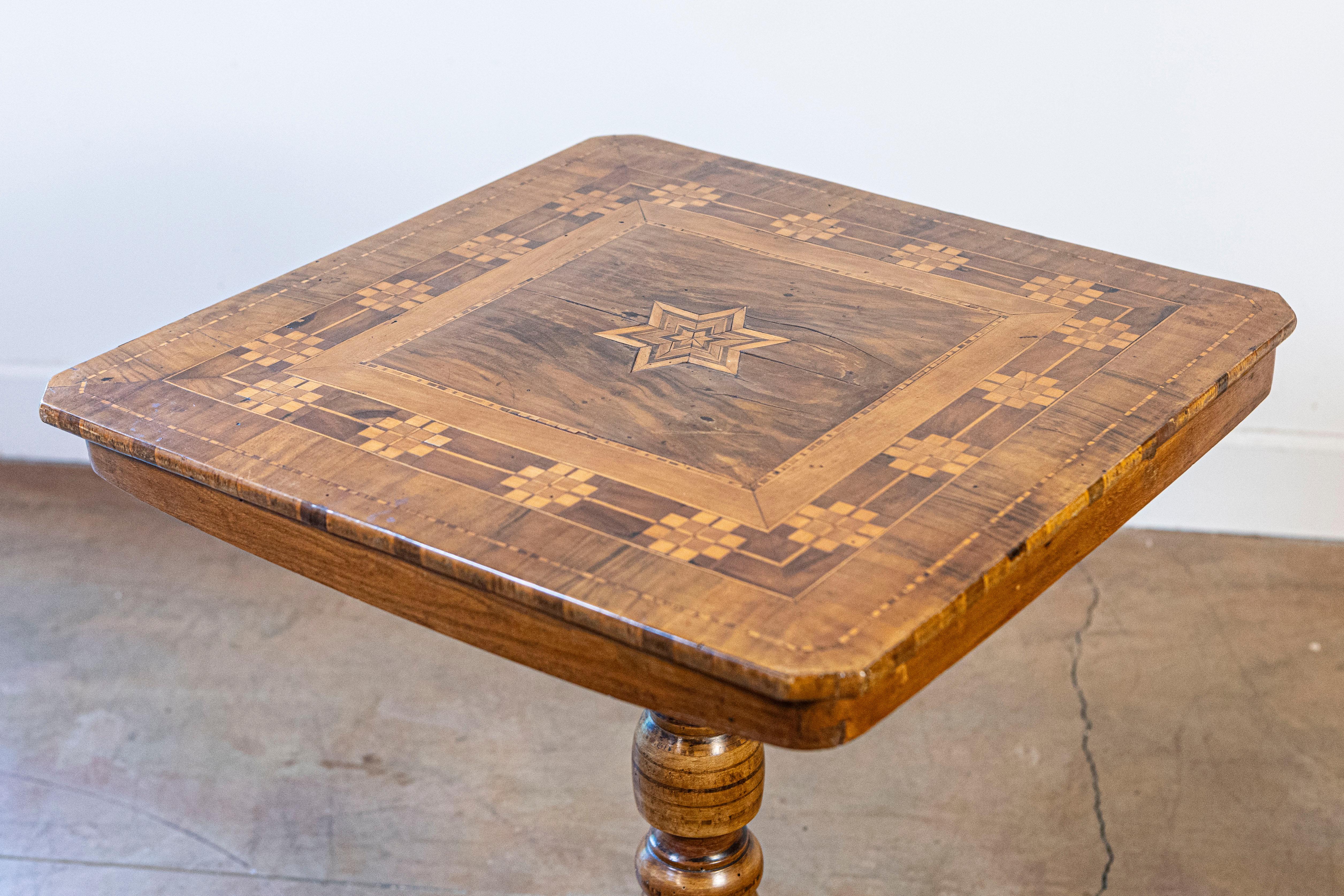 Inlay Italian 19th Century Center Table with Marquetry Décor and Turned Pedestal For Sale
