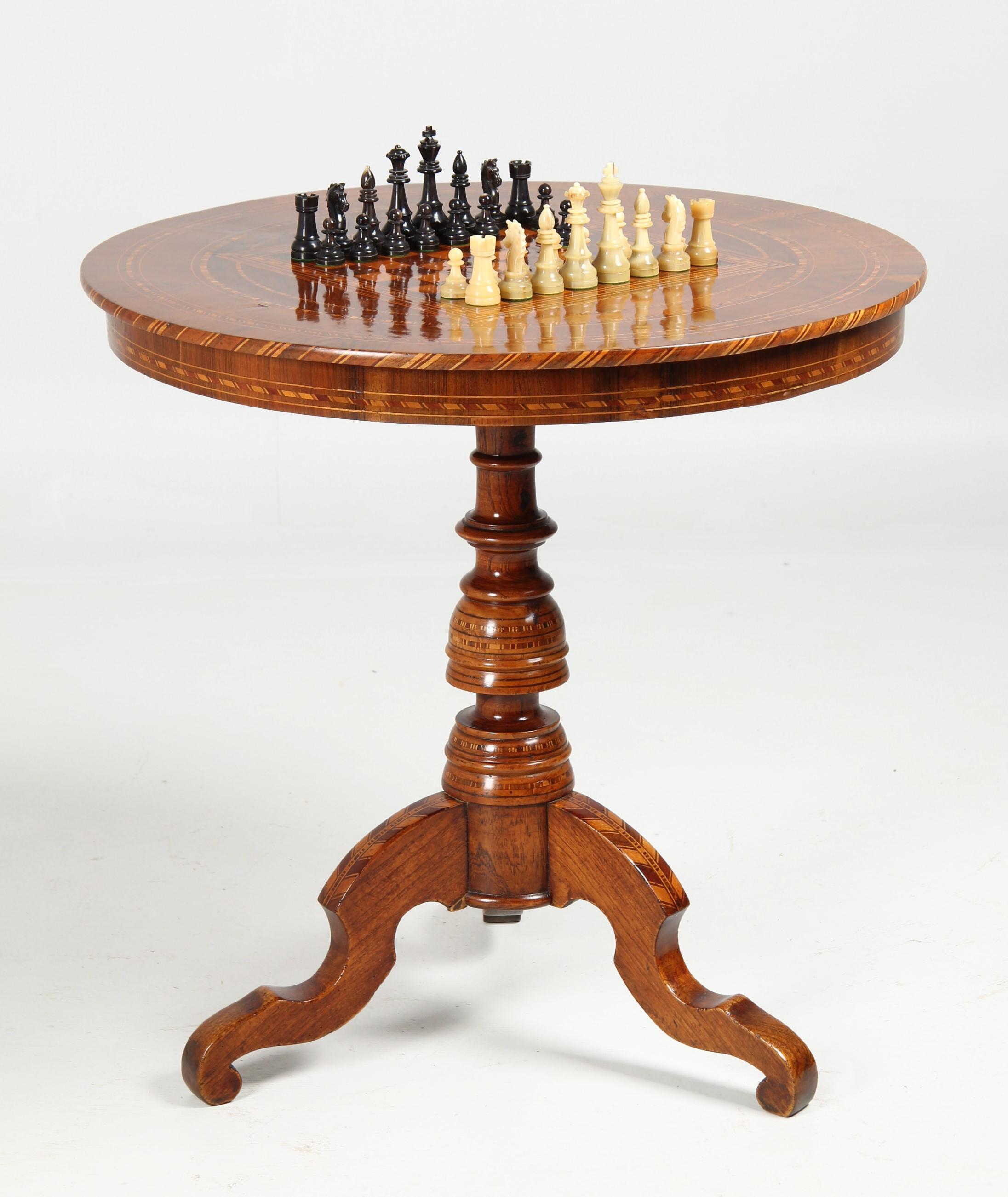 Italian 19th Century Chess Table with Marquetry 3