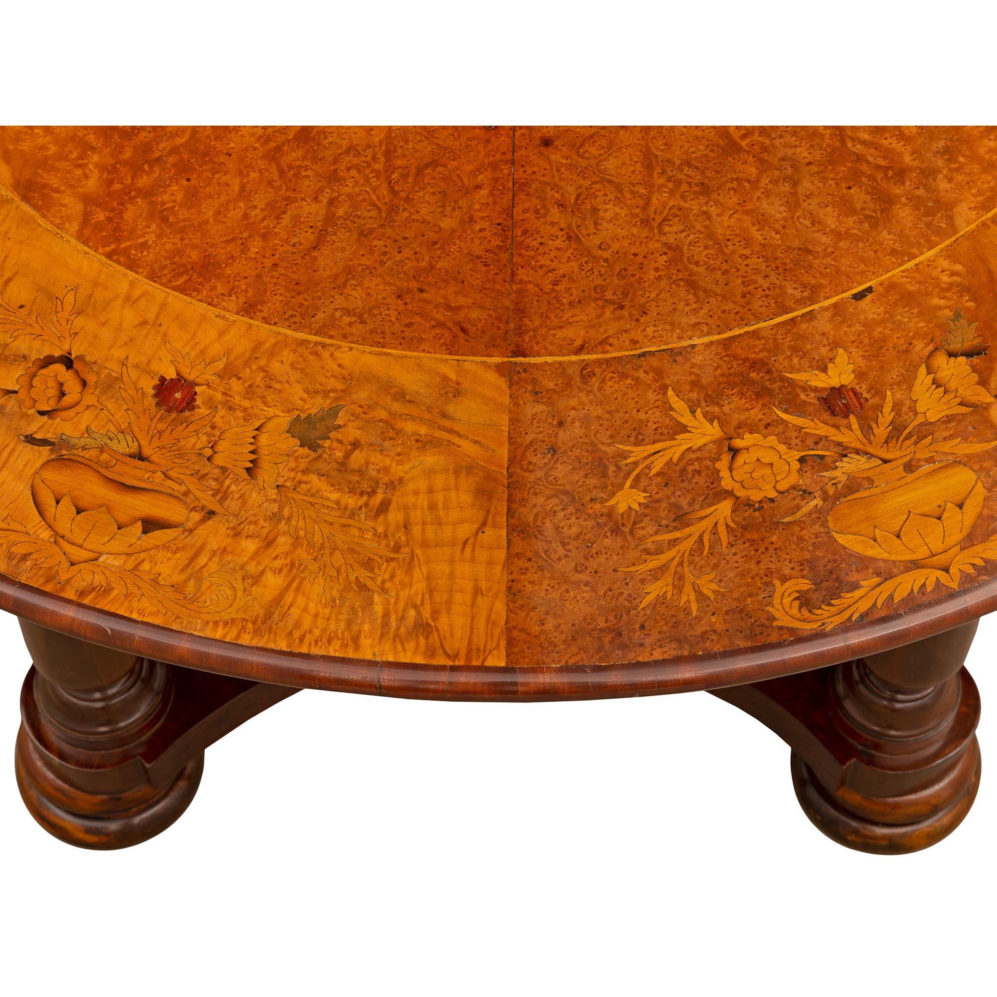Italian 19th Century Circular Inlaid Center Table For Sale 1