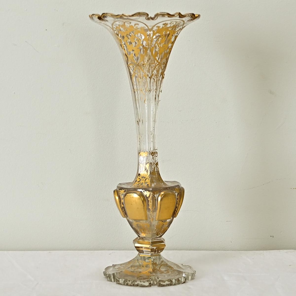 Italienische Kristallvase und vergoldete Vase aus dem 19. (19. Jahrhundert) im Angebot