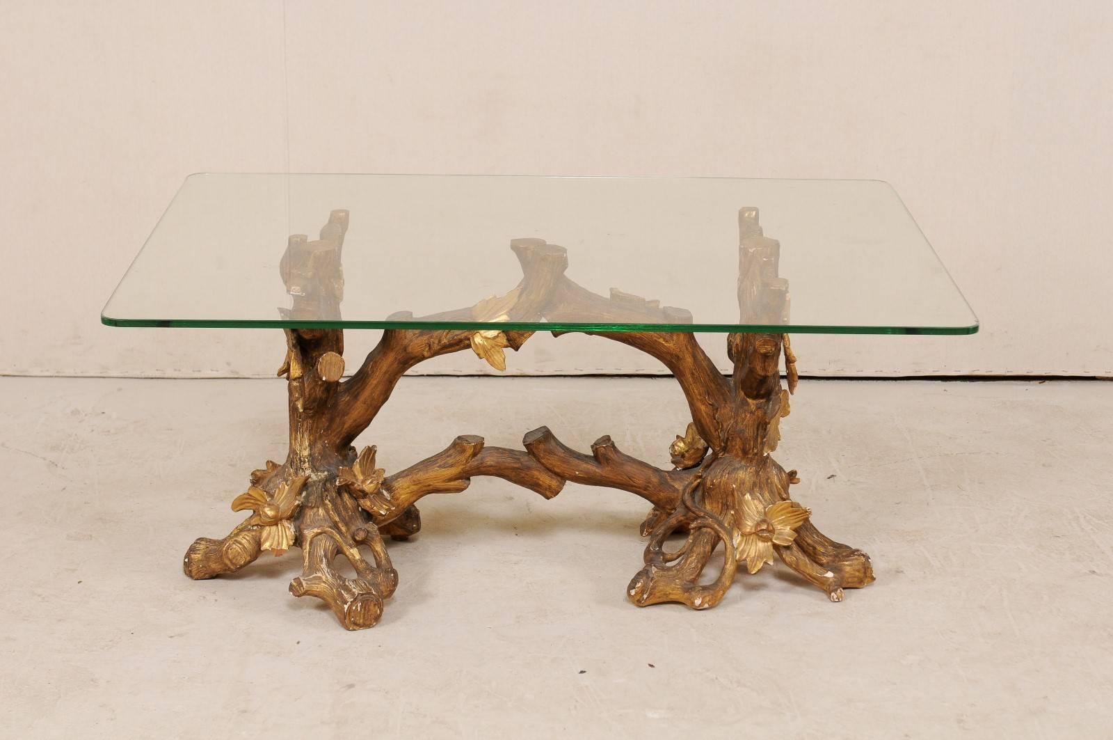 Italian 19th Century Elegantly Carved Gilt Wood Coffee Table with Glass Top 2