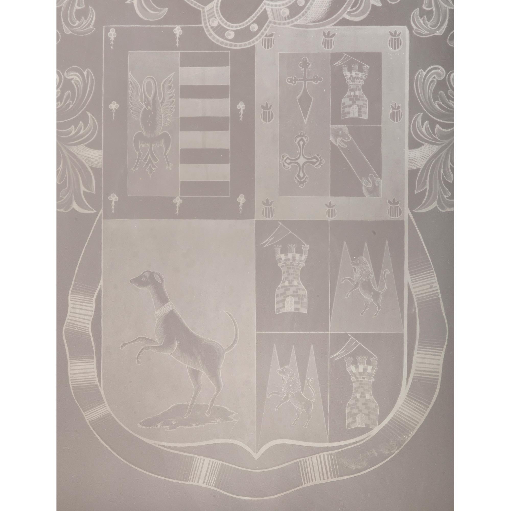 Italian 19th Century Etched Glass Family Crest Signed J. Prat. Colon 7 For Sale 2