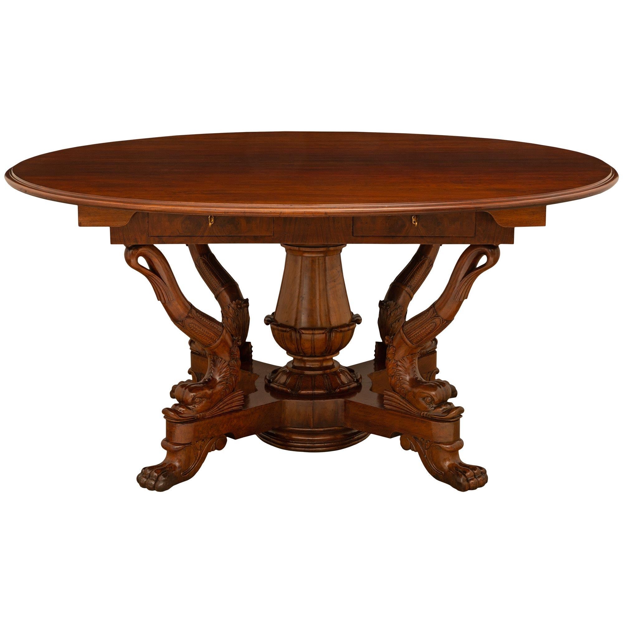 Italian 19th Century Genovese St. Charles X Period Walnut Center/Dining Table In Good Condition For Sale In West Palm Beach, FL