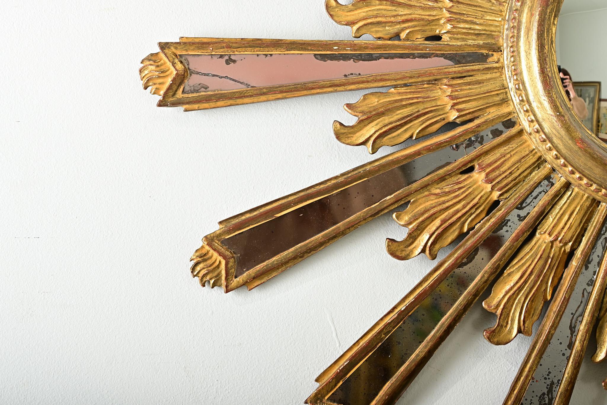 Miroir italien du 19ème siècle en forme d'étoile dorée en vente 3
