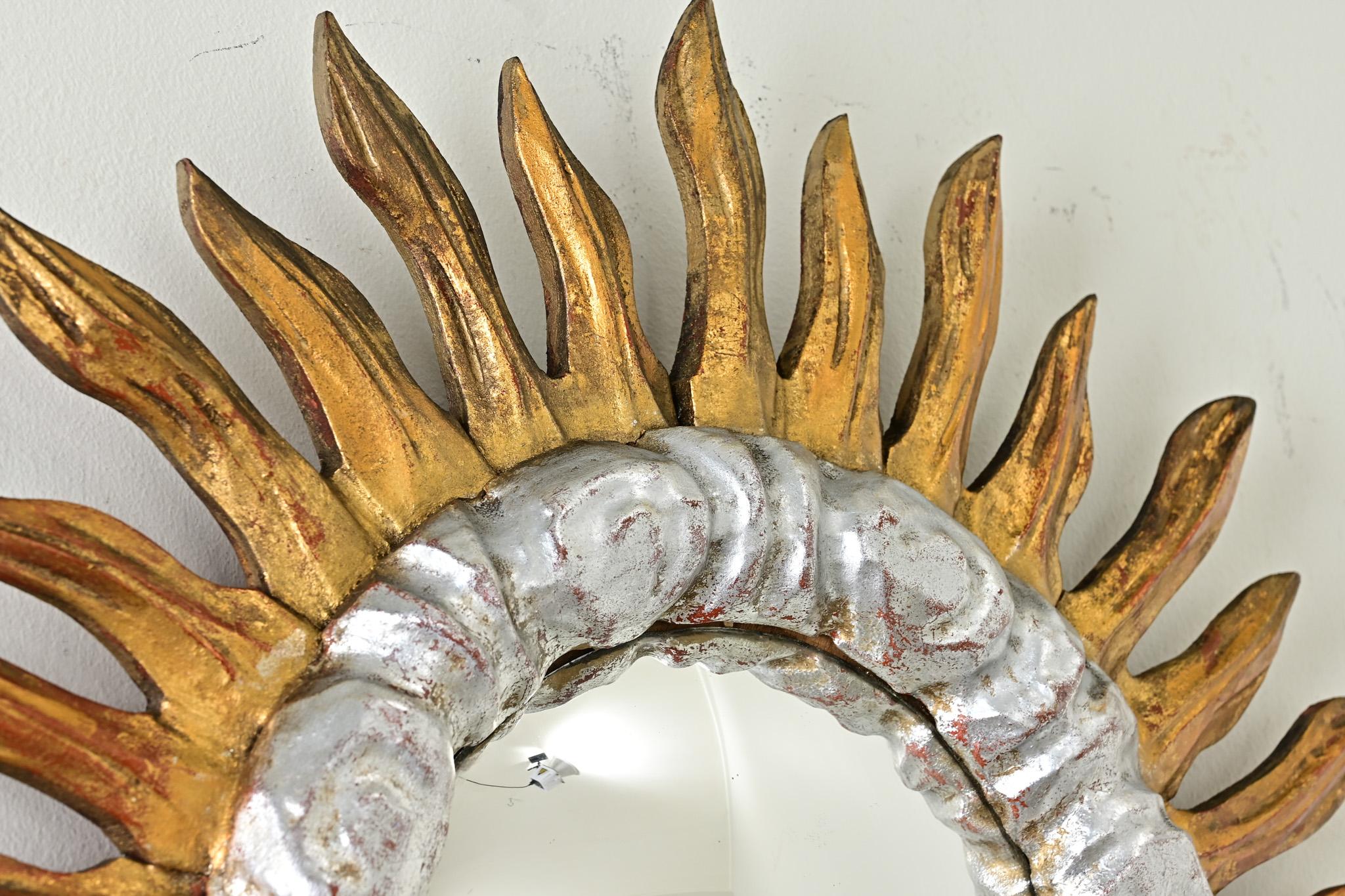 XIXe siècle Miroir italien du 19ème siècle en forme d'étoile dorée en vente
