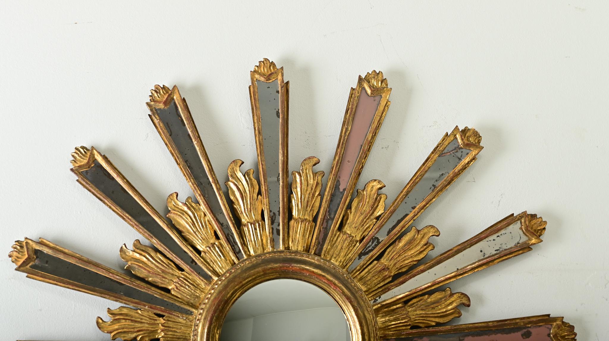 XIXe siècle Miroir italien du 19ème siècle en forme d'étoile dorée en vente