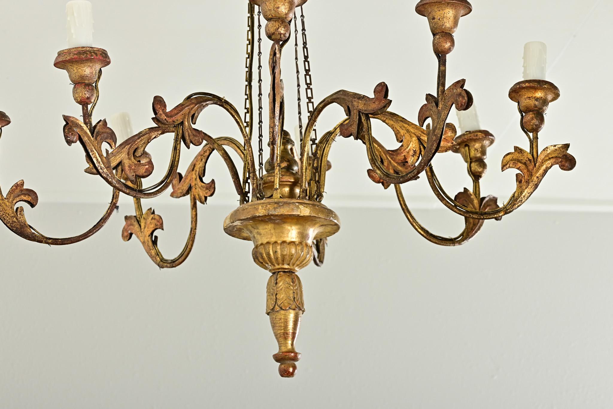Italian 19th Century Giltwood Chandelier For Sale 9