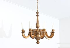 19th Century Italian Neoclassical Giltwood Eight-Light Chandelier