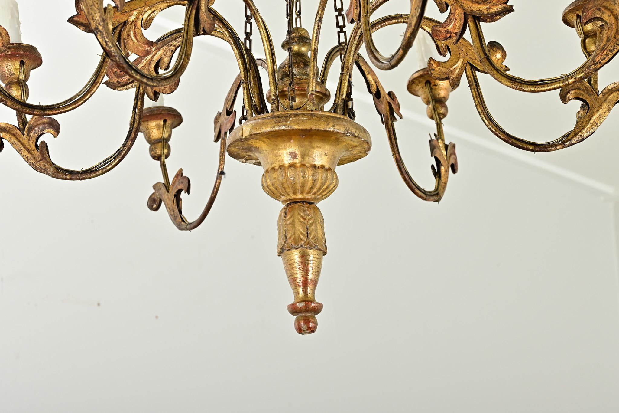 Metal Italian 19th Century Giltwood Chandelier For Sale