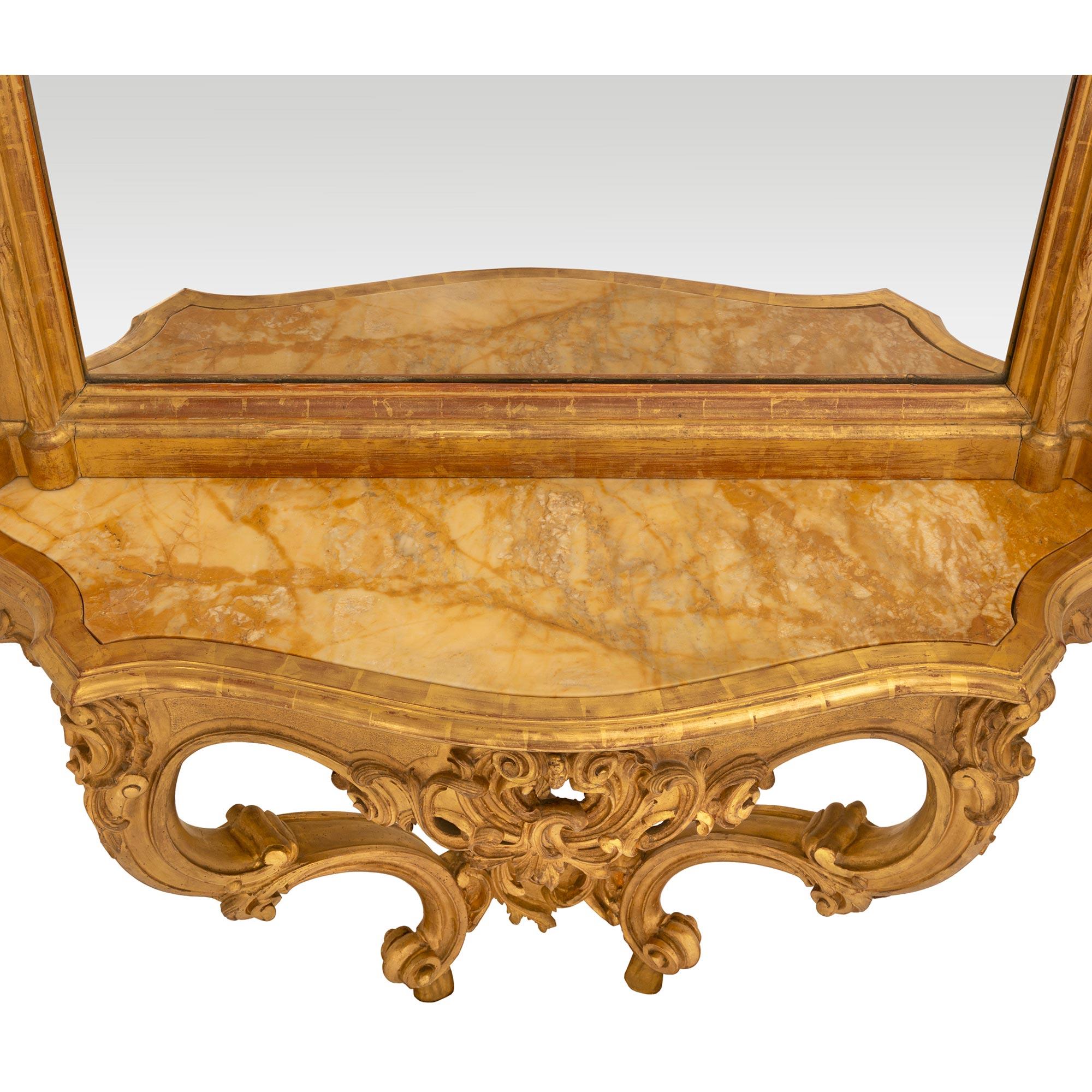 Italienische Konsole und Spiegel aus vergoldetem Holz aus dem 19. Jahrhundert im Angebot 9