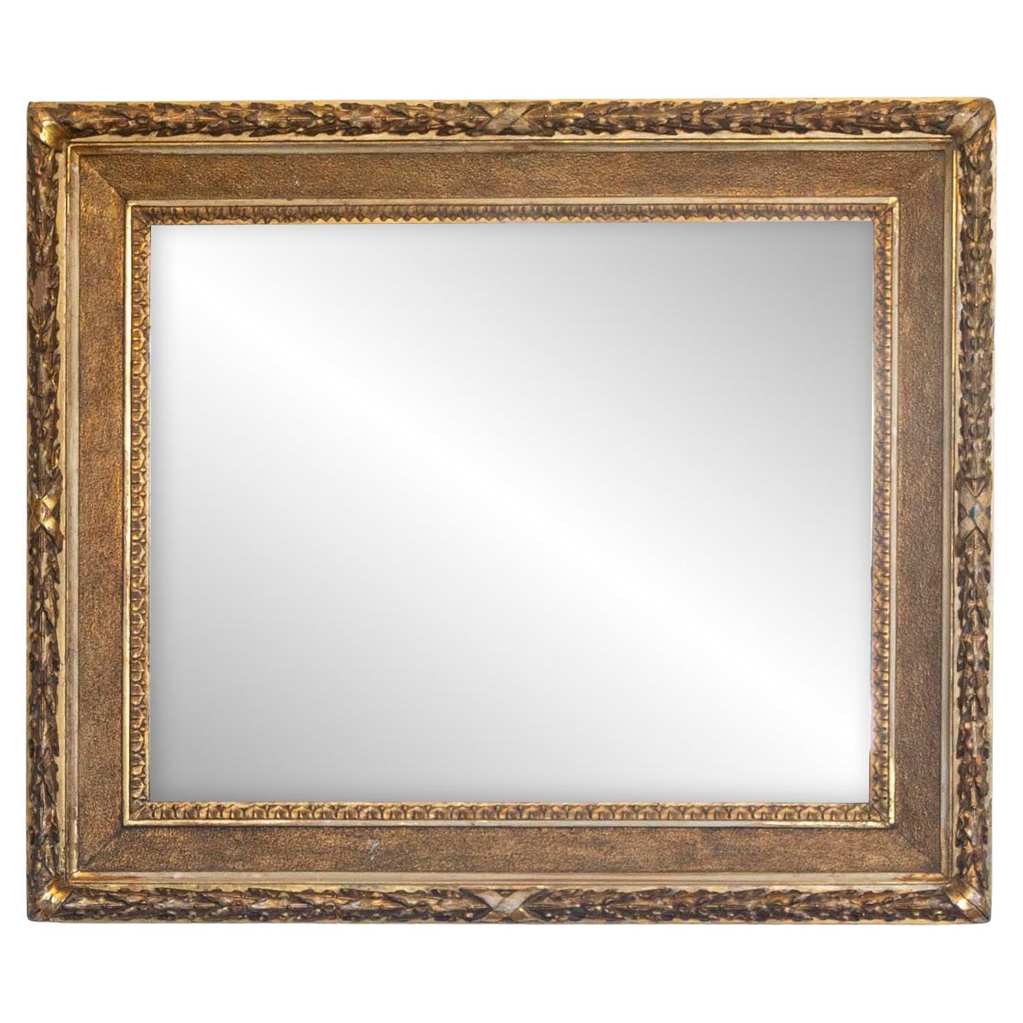 Italienischer Giltwood-Spiegel des 19. Jahrhunderts mit geschnitztem Laub und Rais-de-Cœur im Angebot