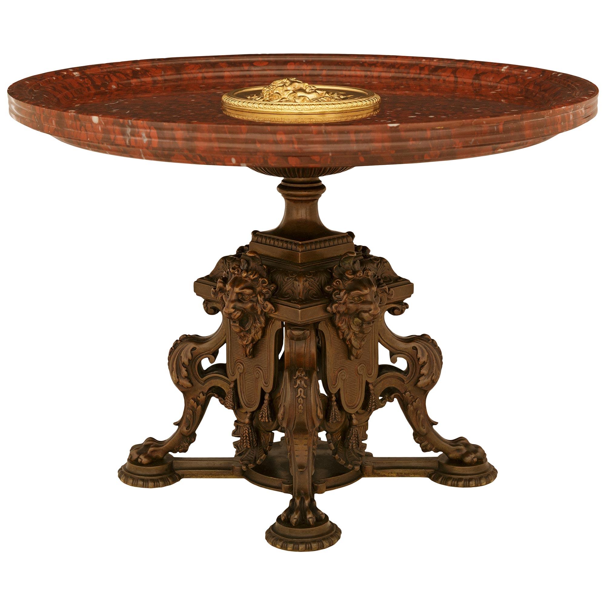 Centro de mesa italiano del Gran Tour del siglo XIX Bronce, Ormolu y Mármol Grand Tour en venta