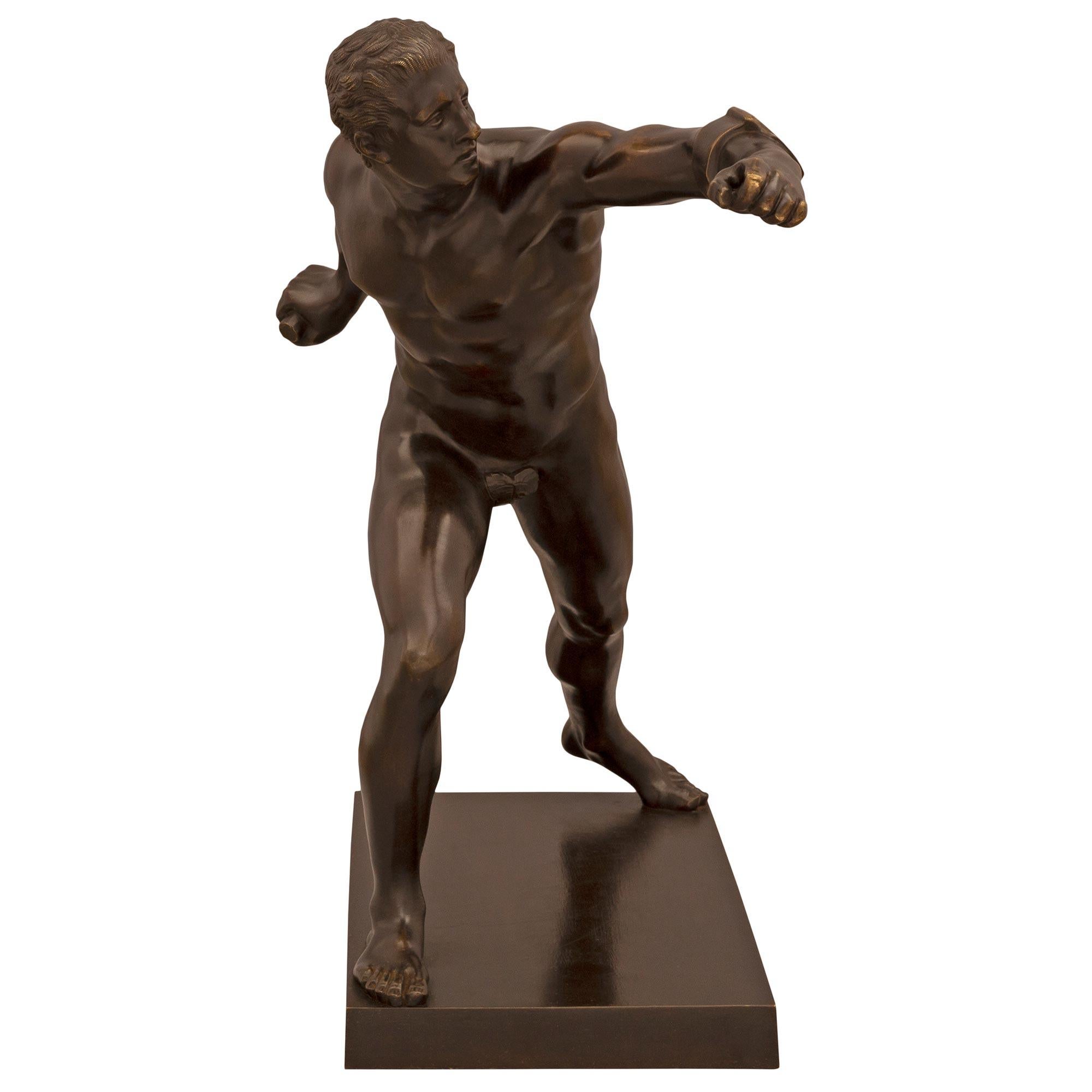 Italian 19th Century Grand Tour Period Bronze Statue of the Borghese Gladiator For Sale 1