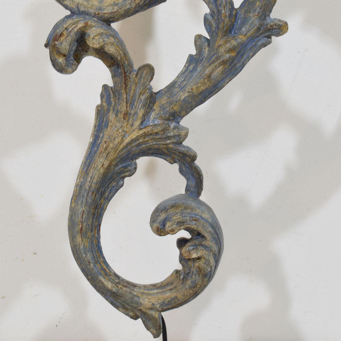 Italian 19th Century  Hand Carved Giltwood Baroque Style Curl Ornament For Sale 5