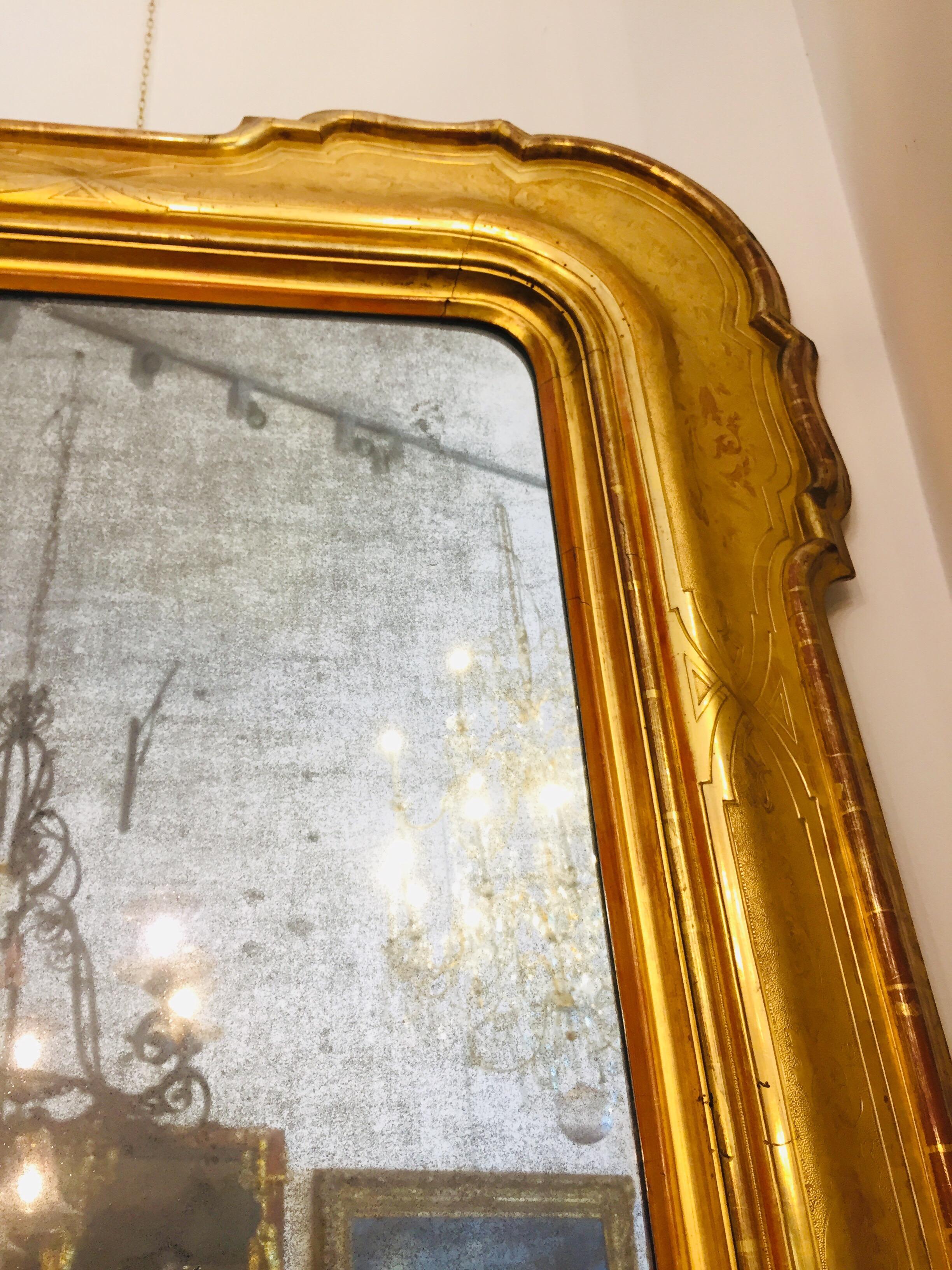 Italian Large Louis Philippe Mirror 1850s Bulino Carved Gilt-Wood Mercury Glass 7