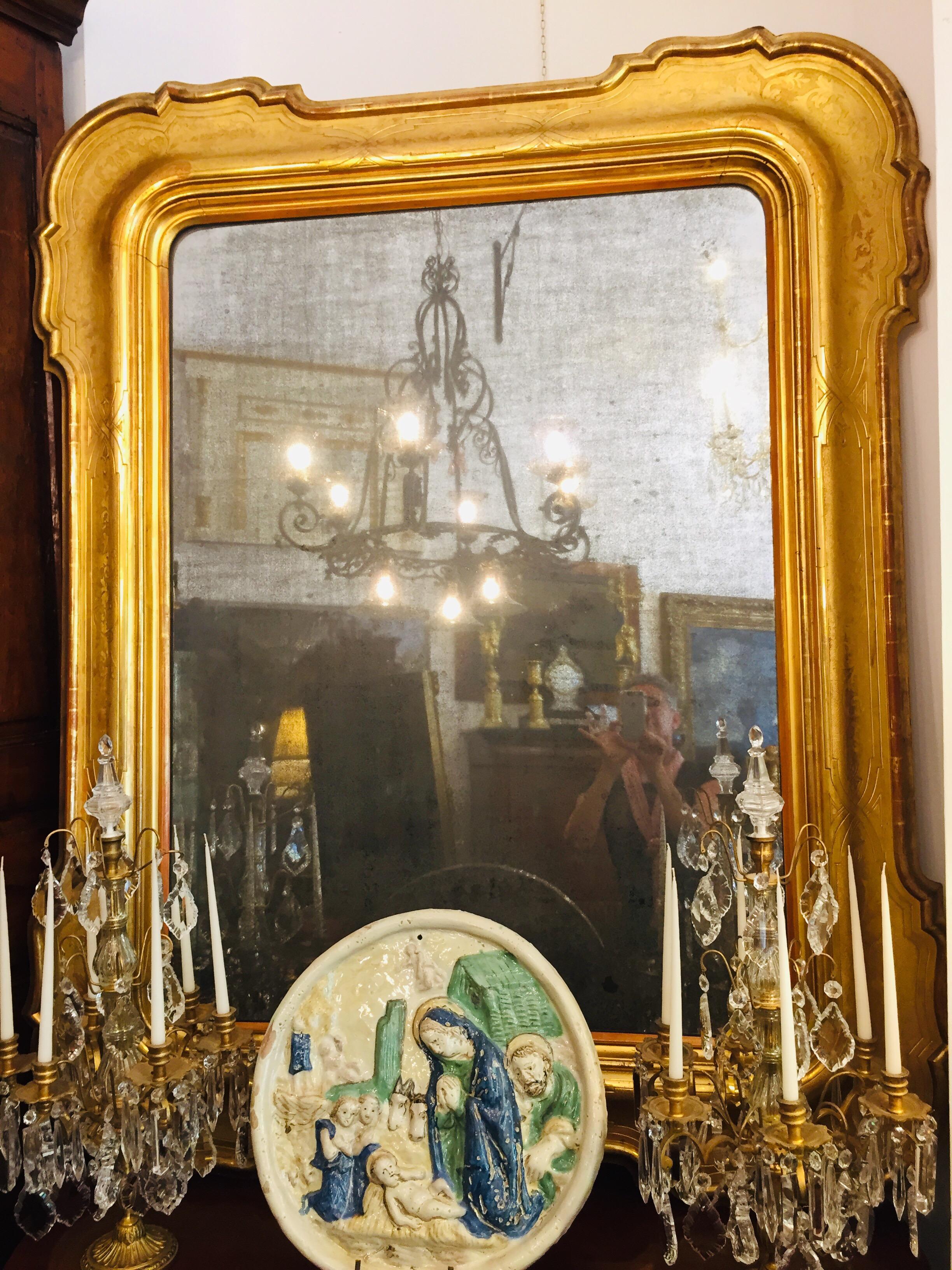 Italian Large Louis Philippe Mirror 1850s Bulino Carved Gilt-Wood Mercury Glass 2