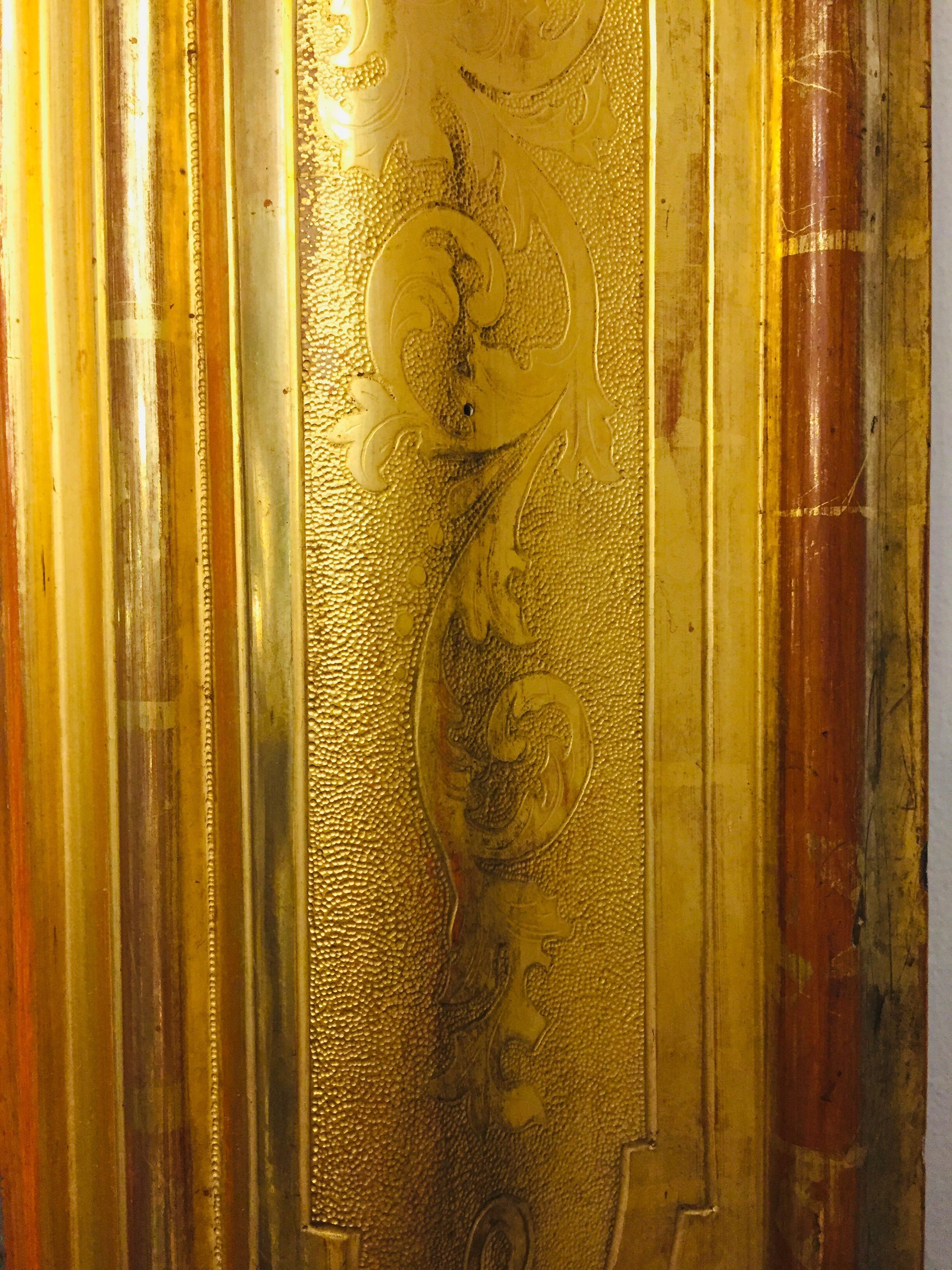 Italian Large Louis Philippe Mirror 1850s Bulino Carved Gilt-Wood Mercury Glass 5