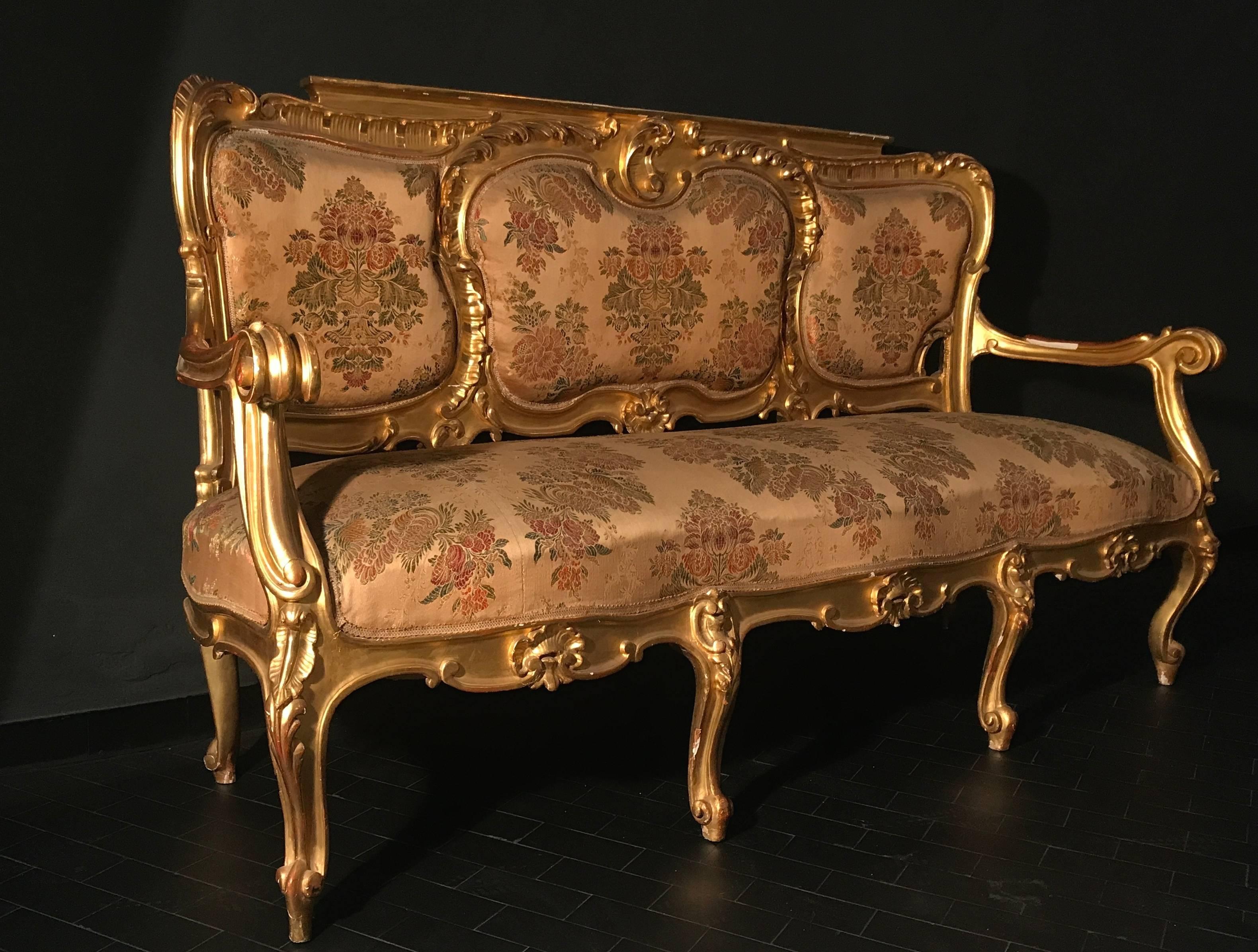 Suite de salon dorée italienne du 19ème siècle, dix pièces, 1850 en vente 3